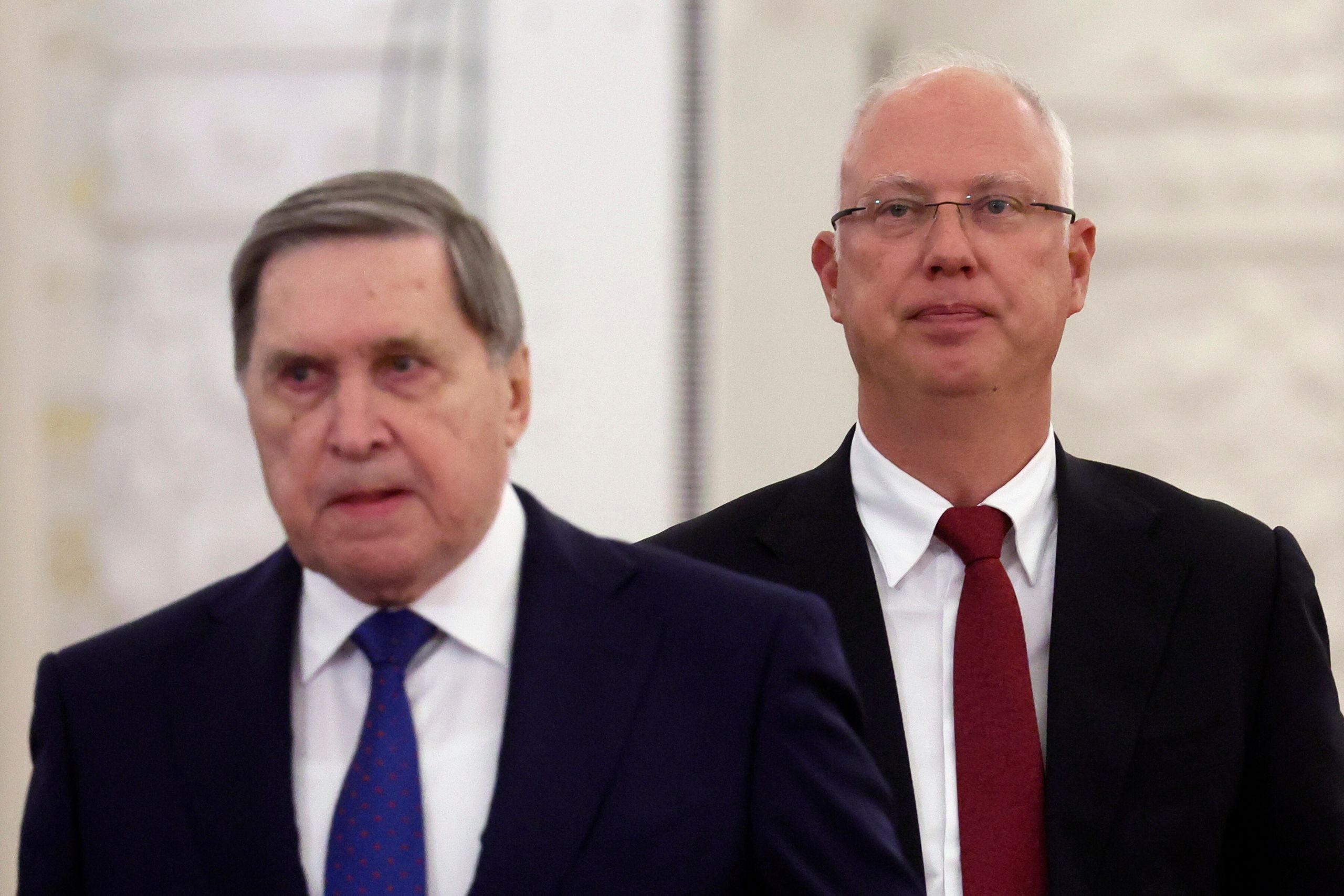 Wysłannicy Kremla Jurij Uszakow i Kiriłł Dmitrijew.