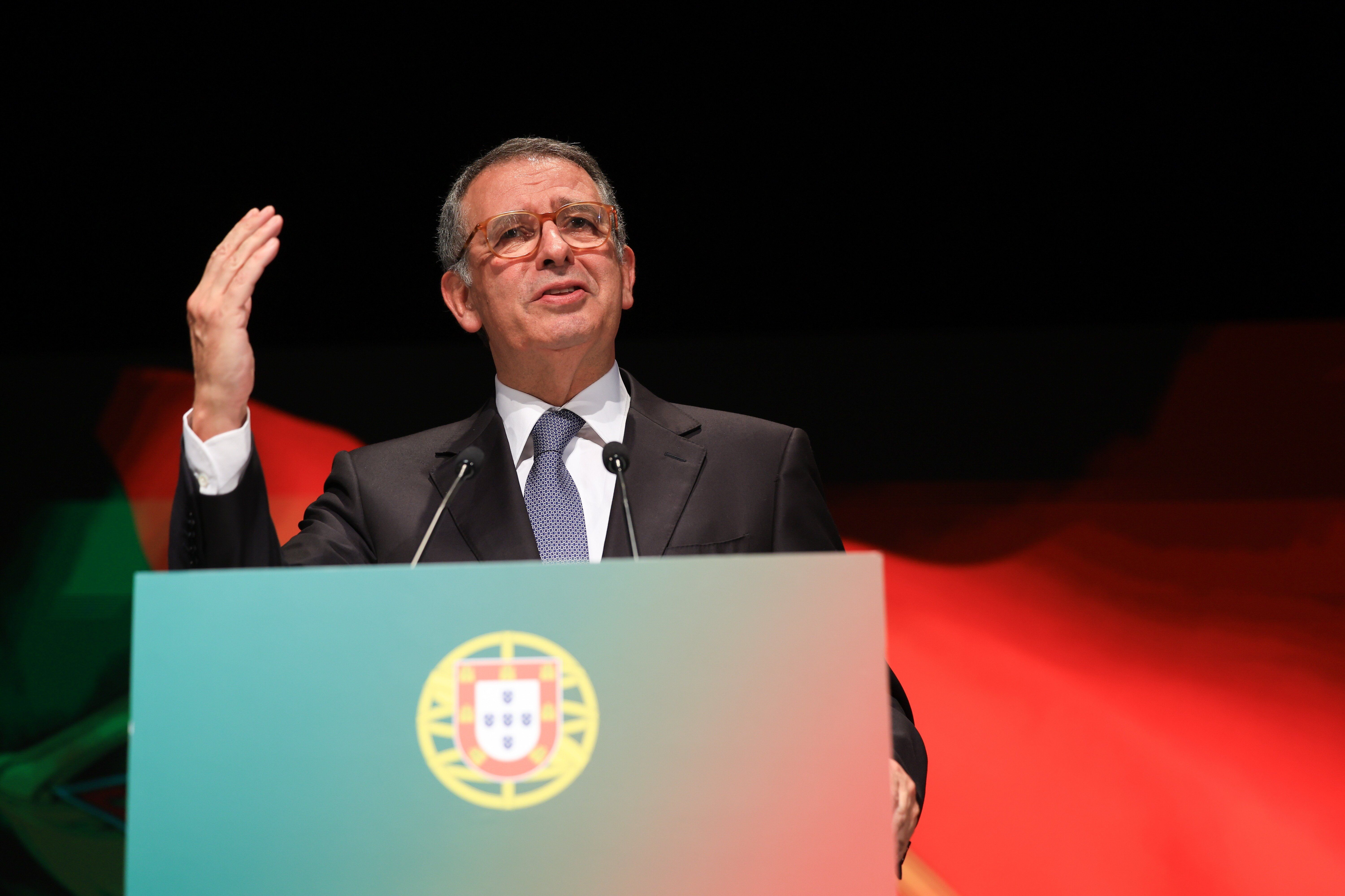Antonio Jose Seguro wygrał wybory w Portugalii.