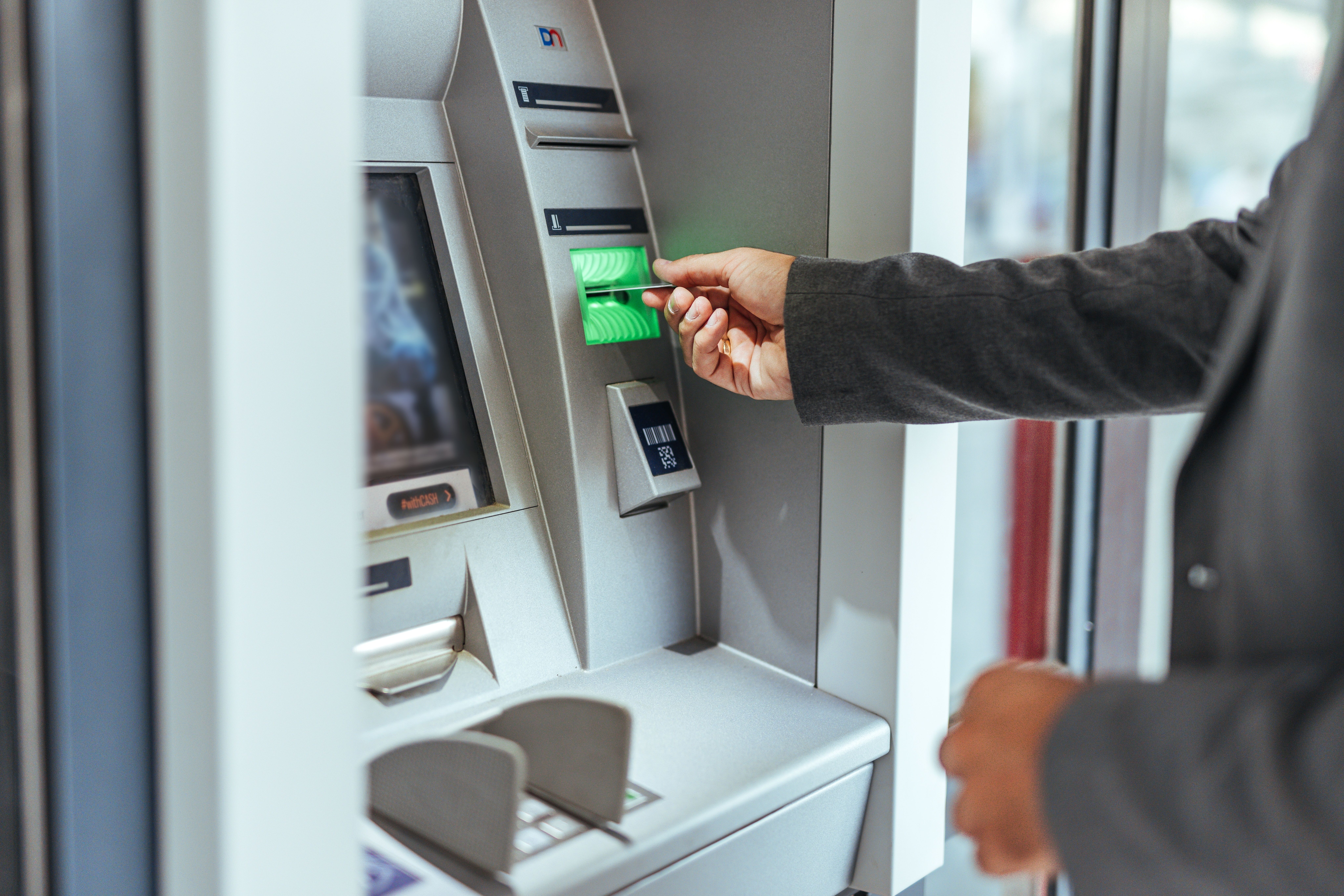 Bankomat i wpłatomat