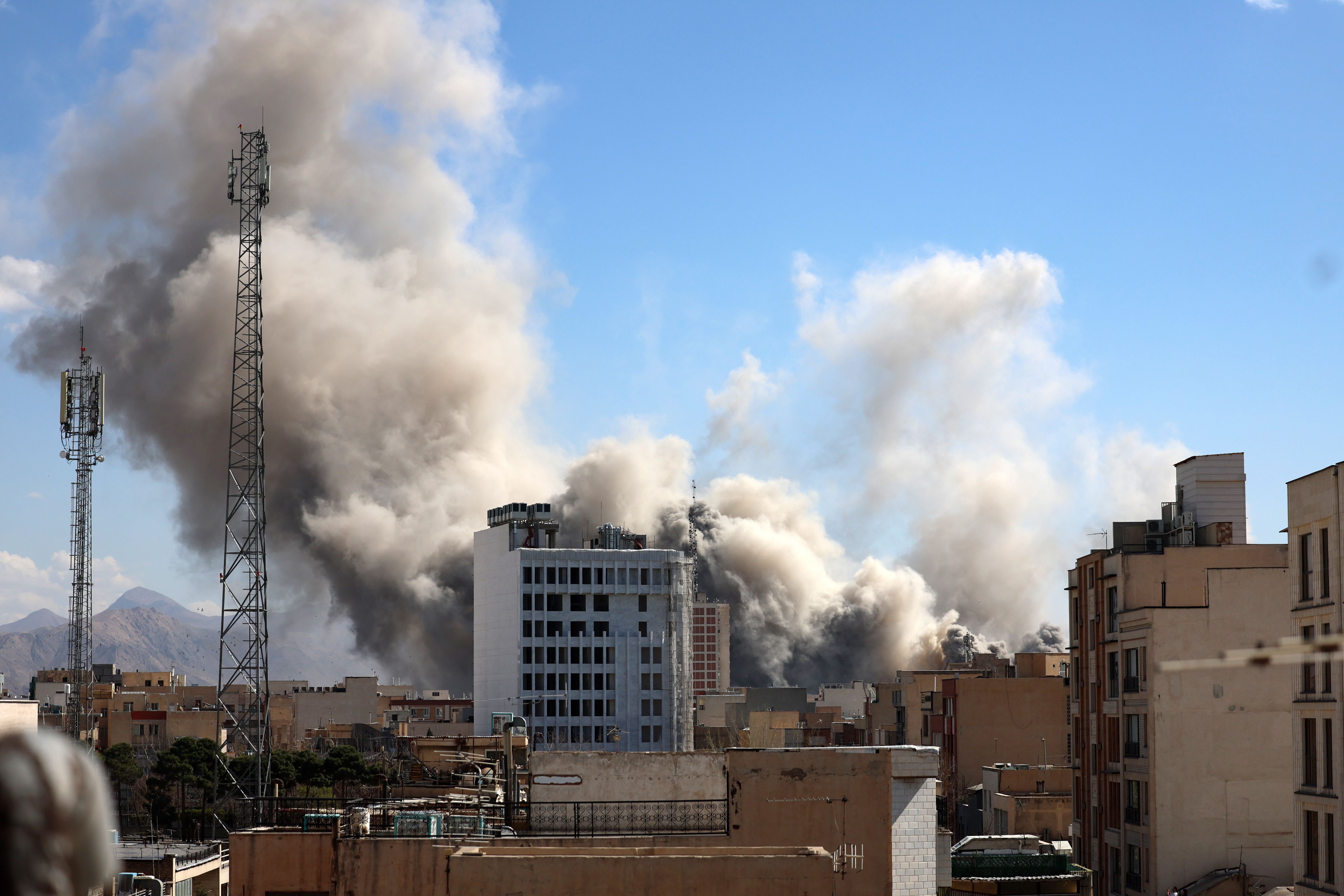 US-Israeli attacks continue in Iran