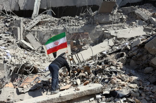 US-Israeli attacks continue in Iran amid escalating conflict