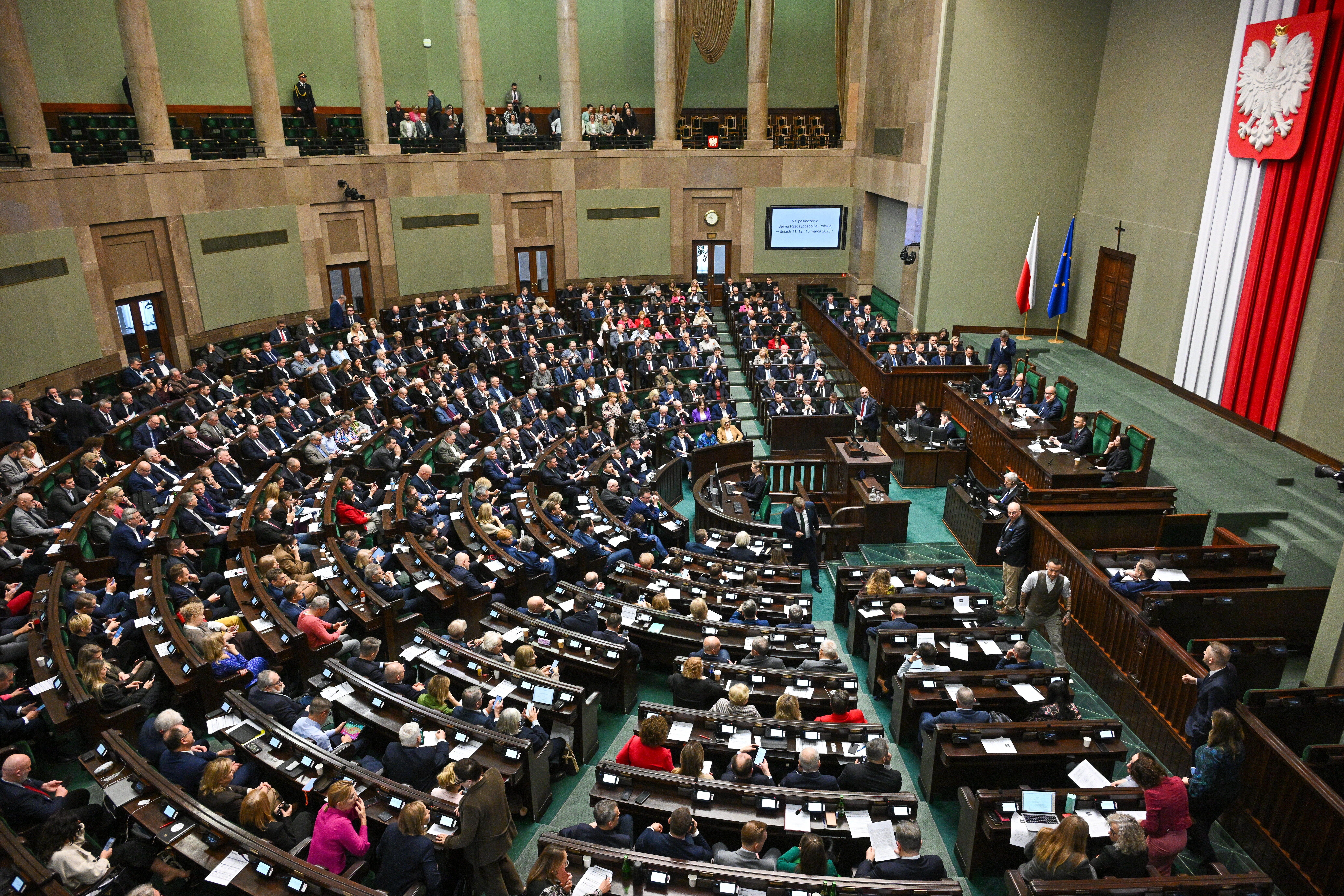 Polityczna kłótnia o SAFE. Pierwsze reakcje z Sejmu.