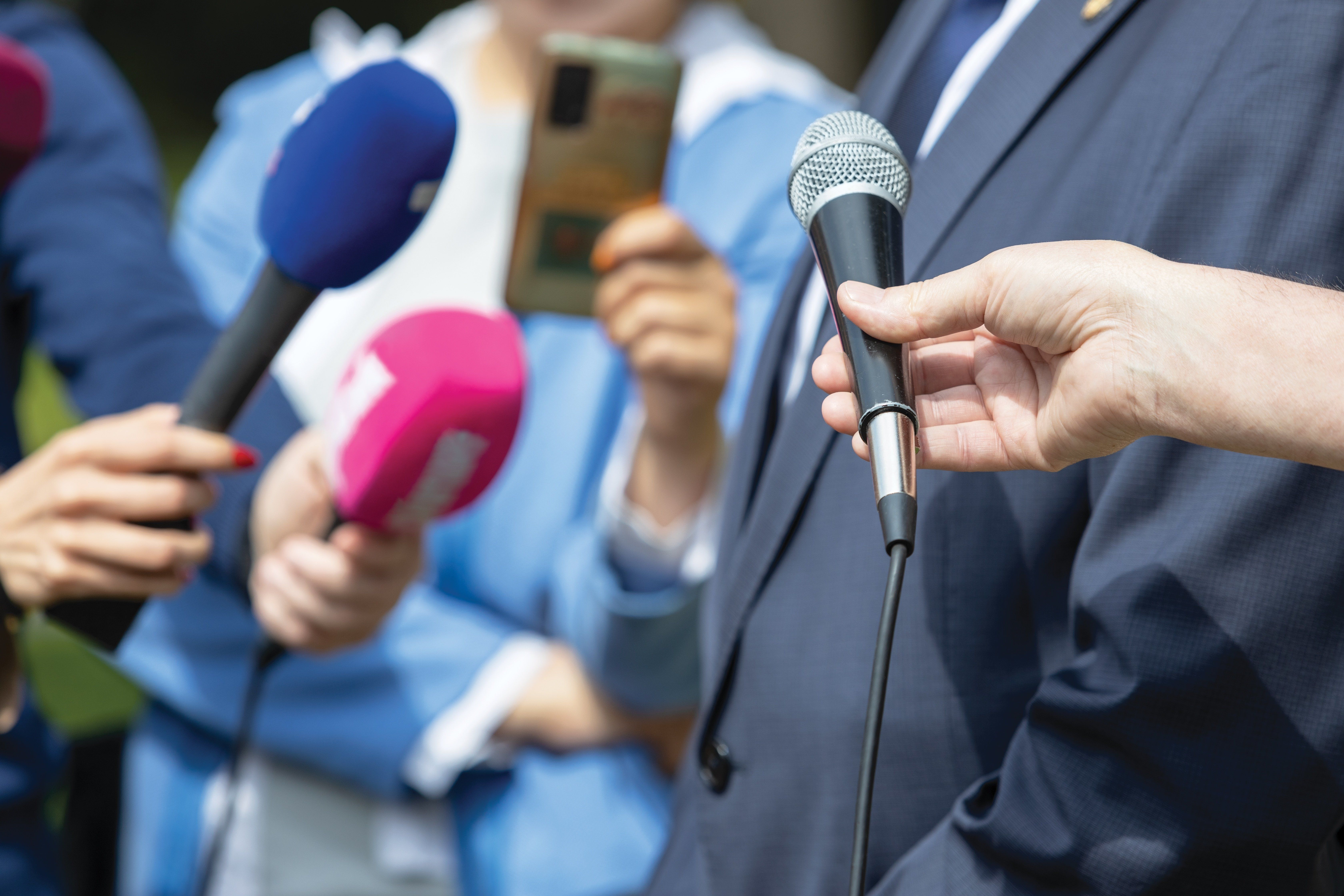 konferencja, dziennikarze