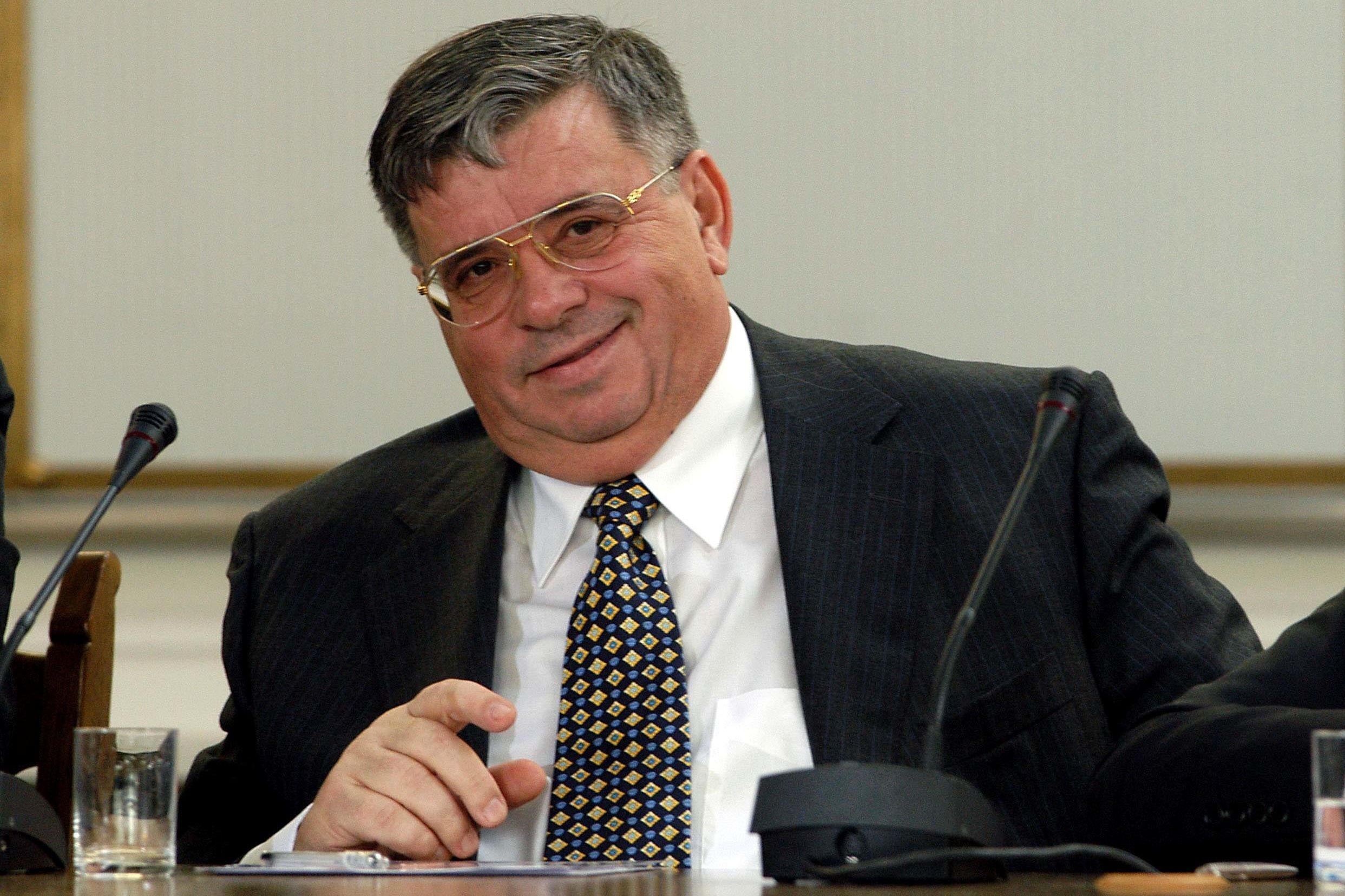 Warszawa, 22.02.2003 r. Lew Rywin podczas przesłuchania na komisji śledczej