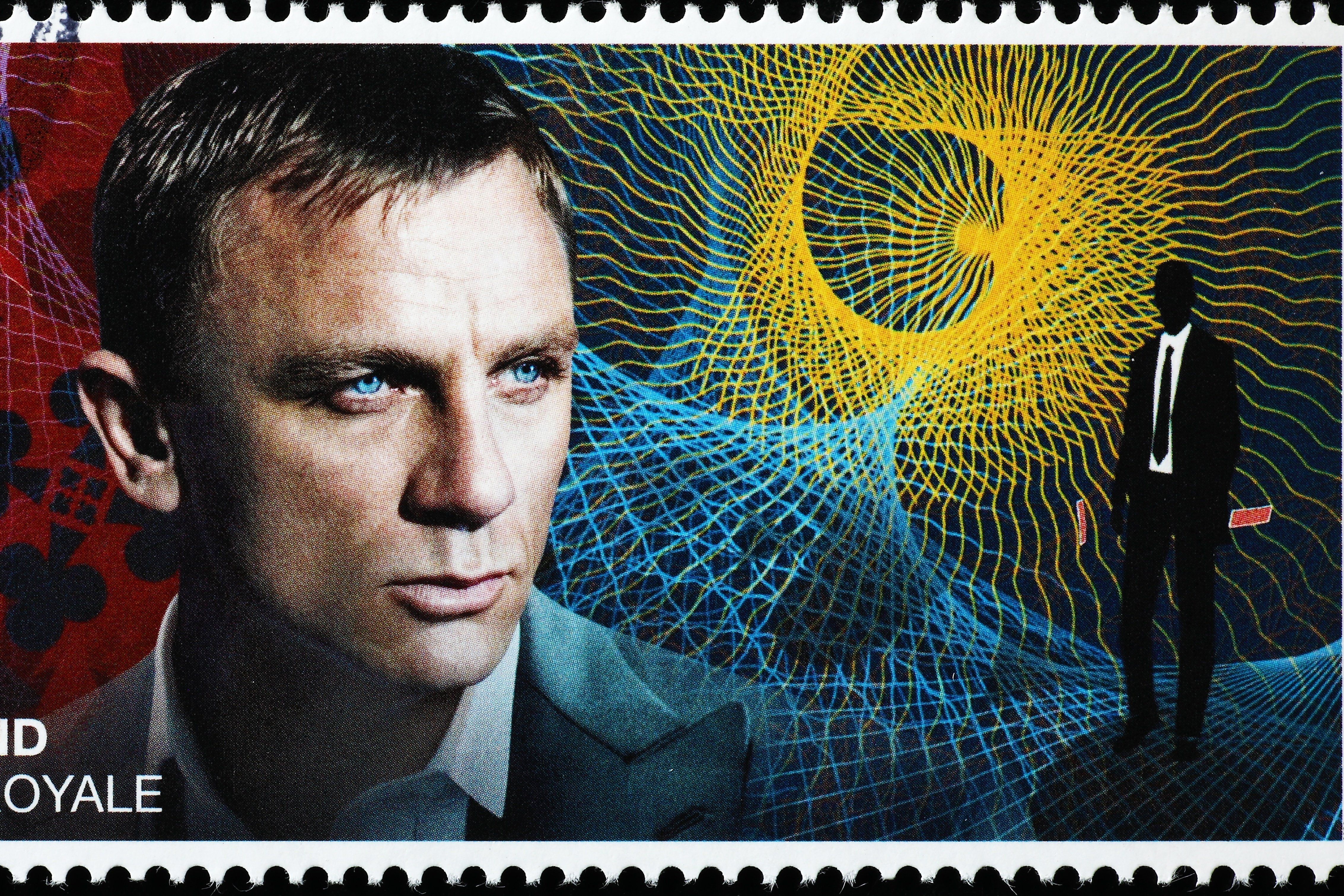 Daniel Craig jako James Bond na brytyjskim znaczku pocztowym.