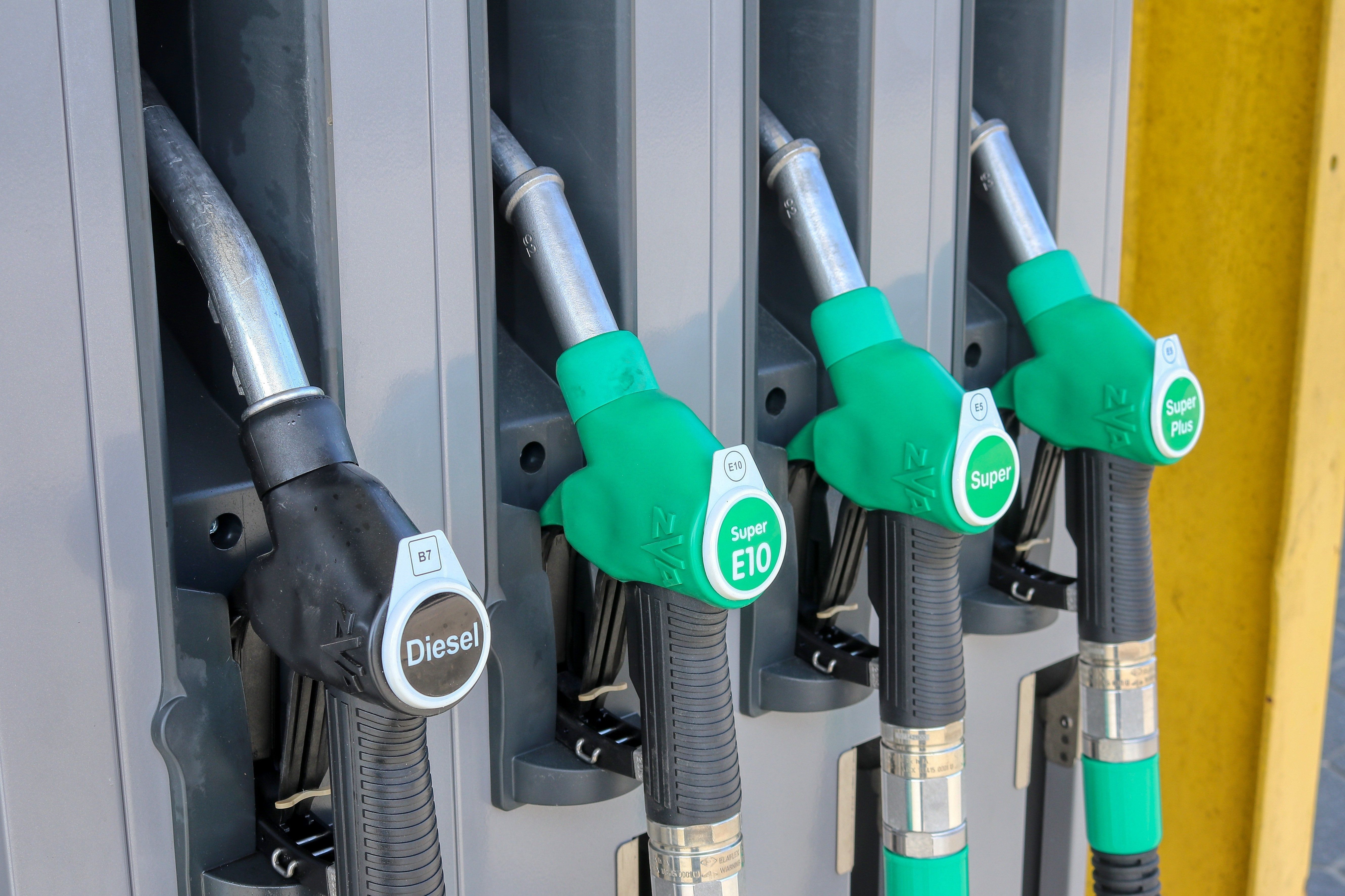 planet_fox-gas-station-4978824