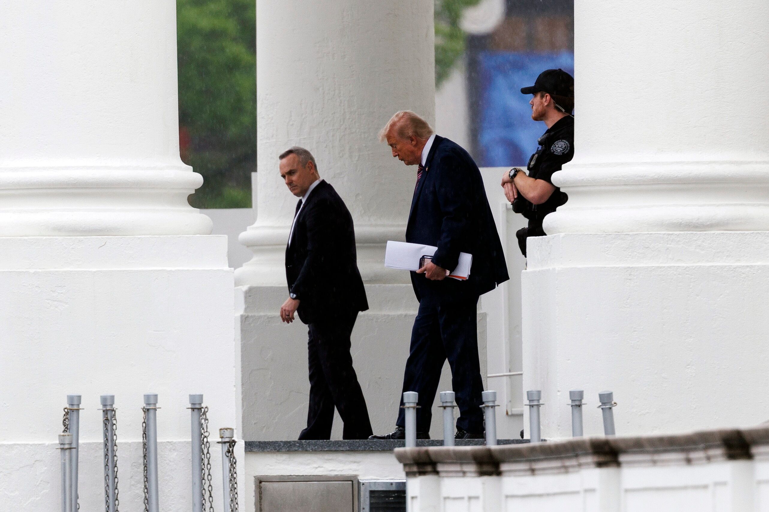 US President Trump leaves White House for medical examination