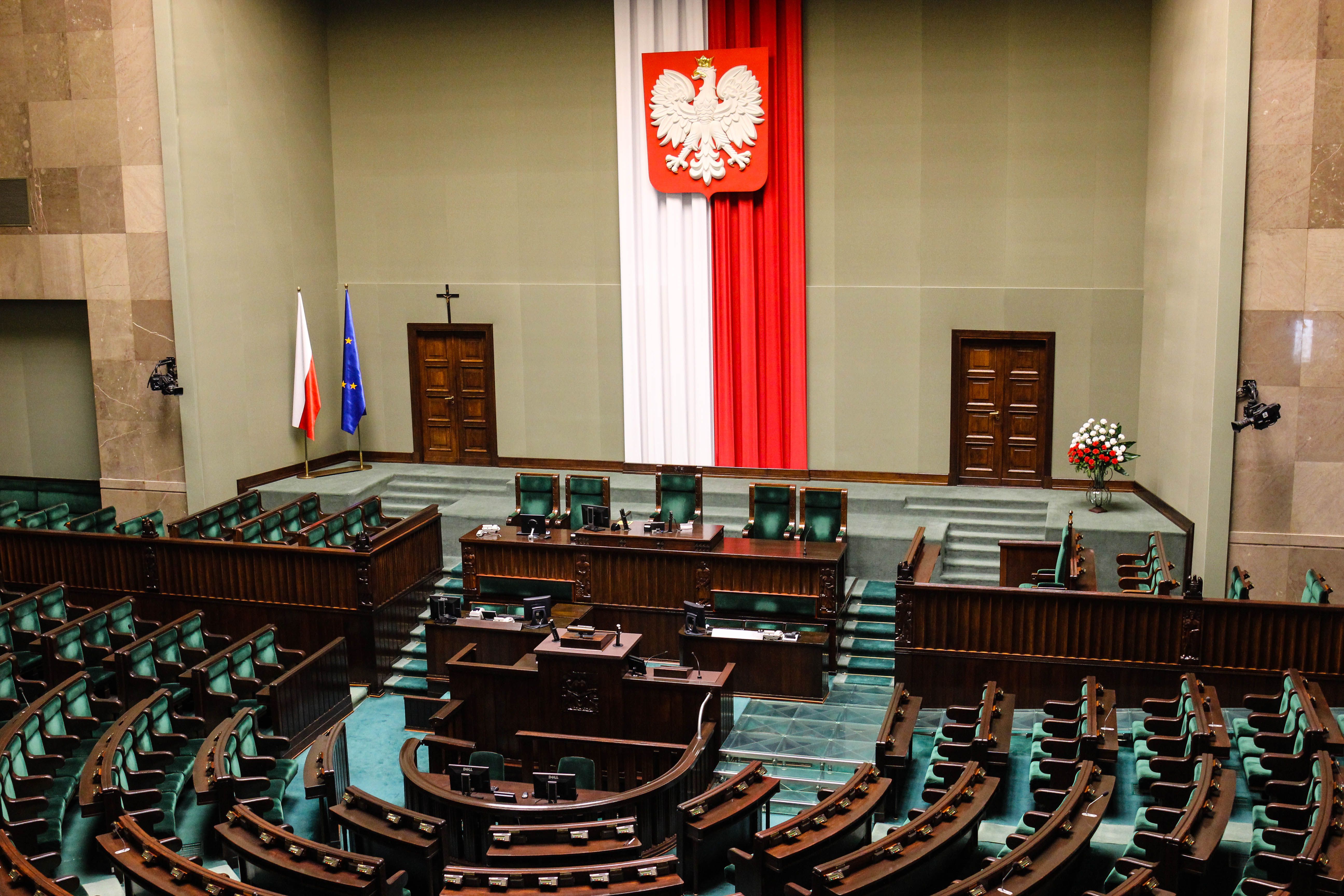 sejm, posłowie, sondaż