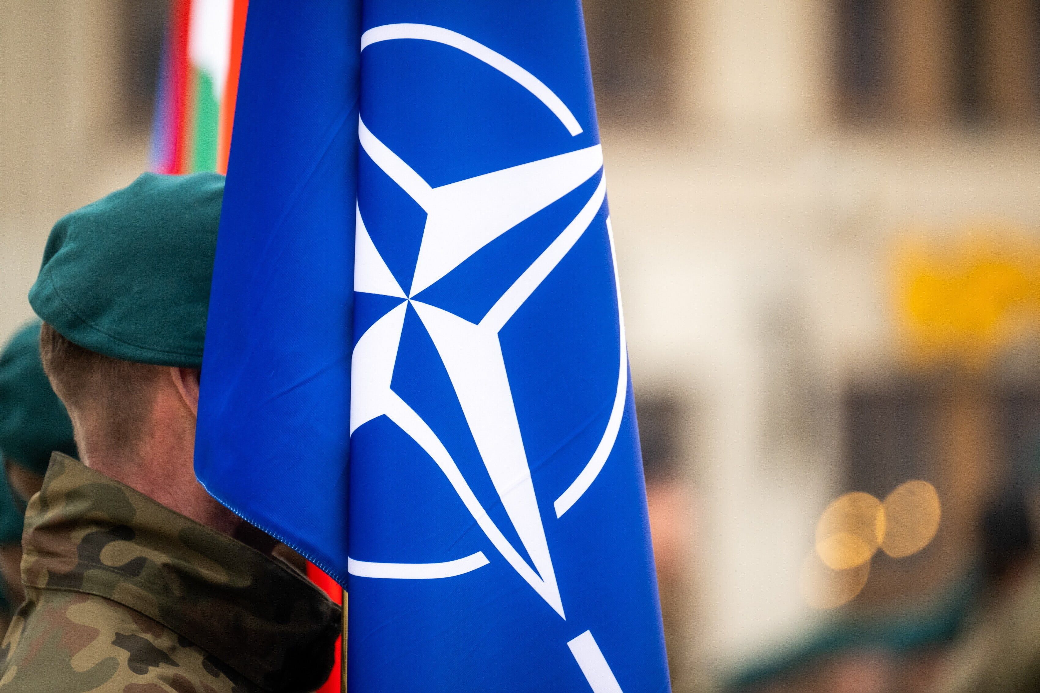 Flaga NATO.