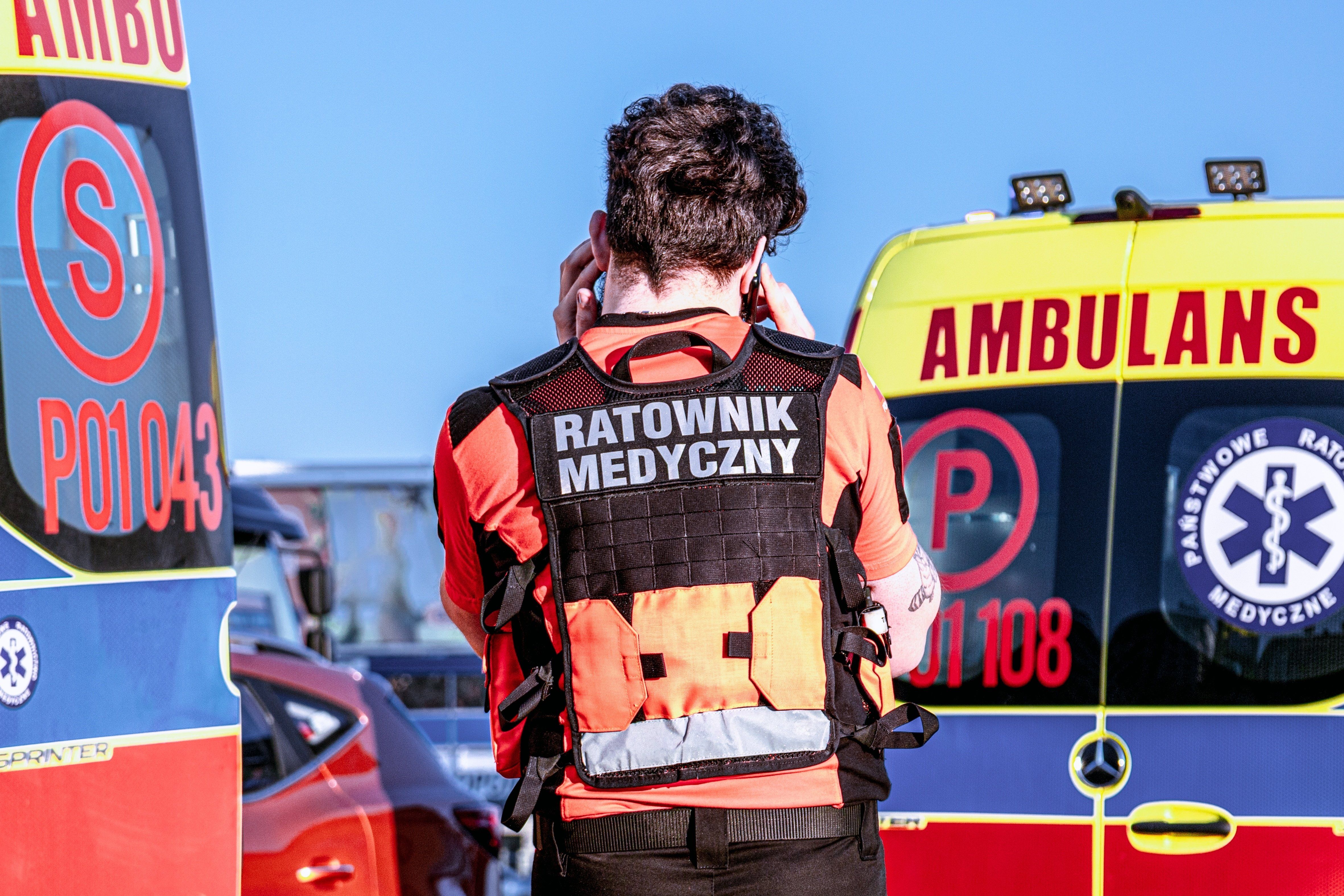 Ratownik medyczny.