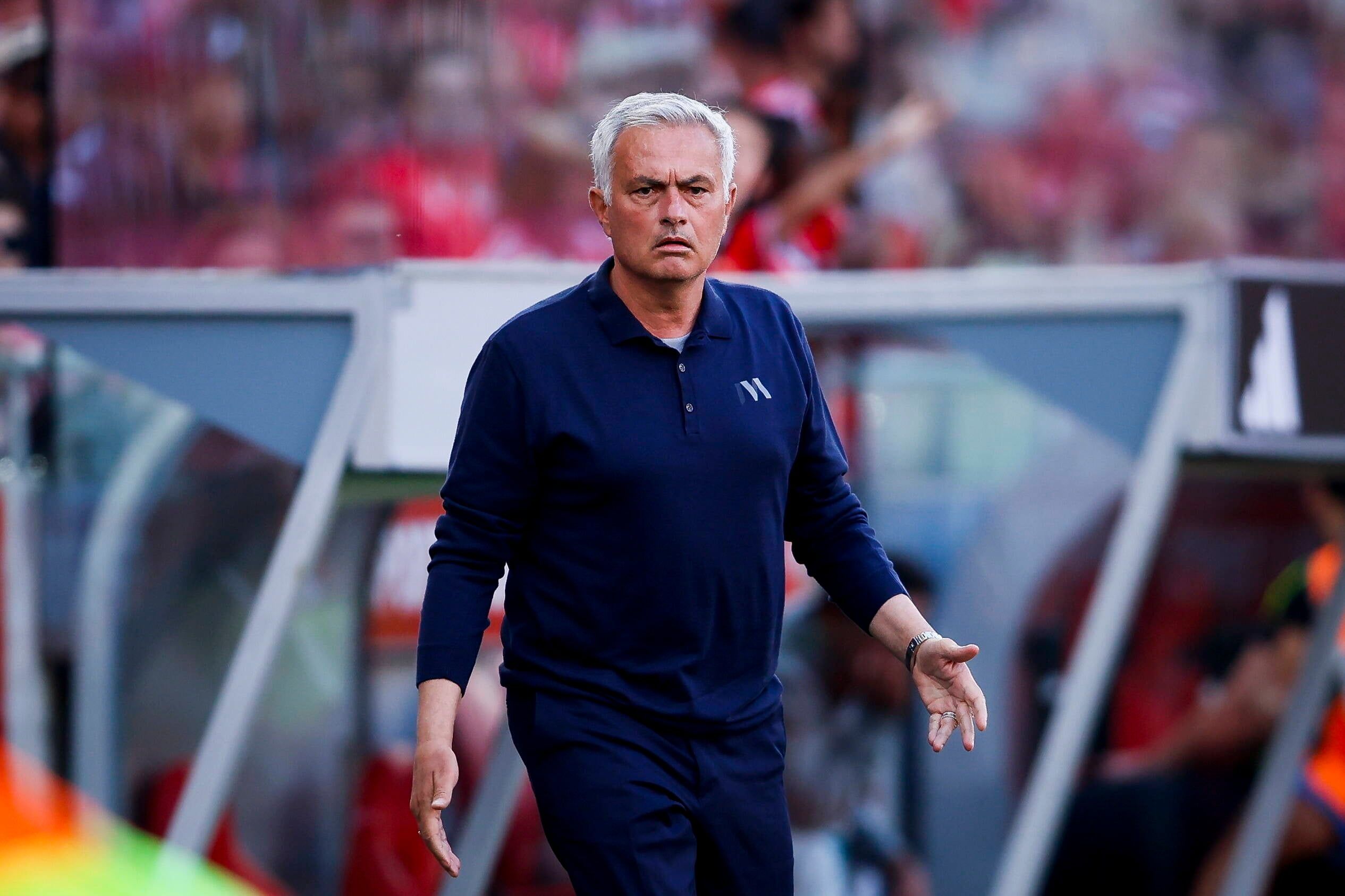 Portugalczyk Jose Mourinho trenerem piłkarzy Realu Madryt.