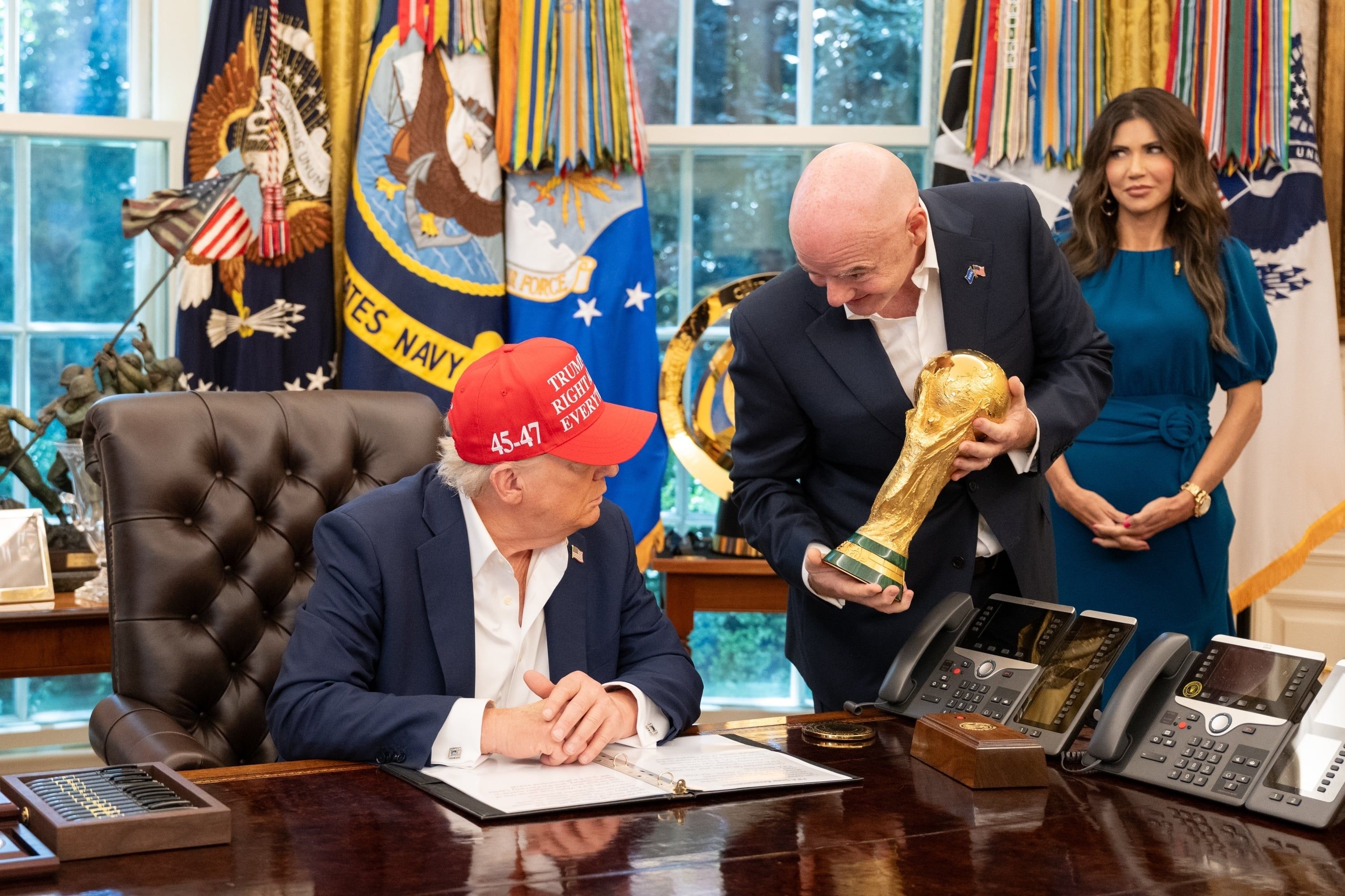 Prezydent USA Donald Trump i prezydenta FIFA Gianni Infantino.