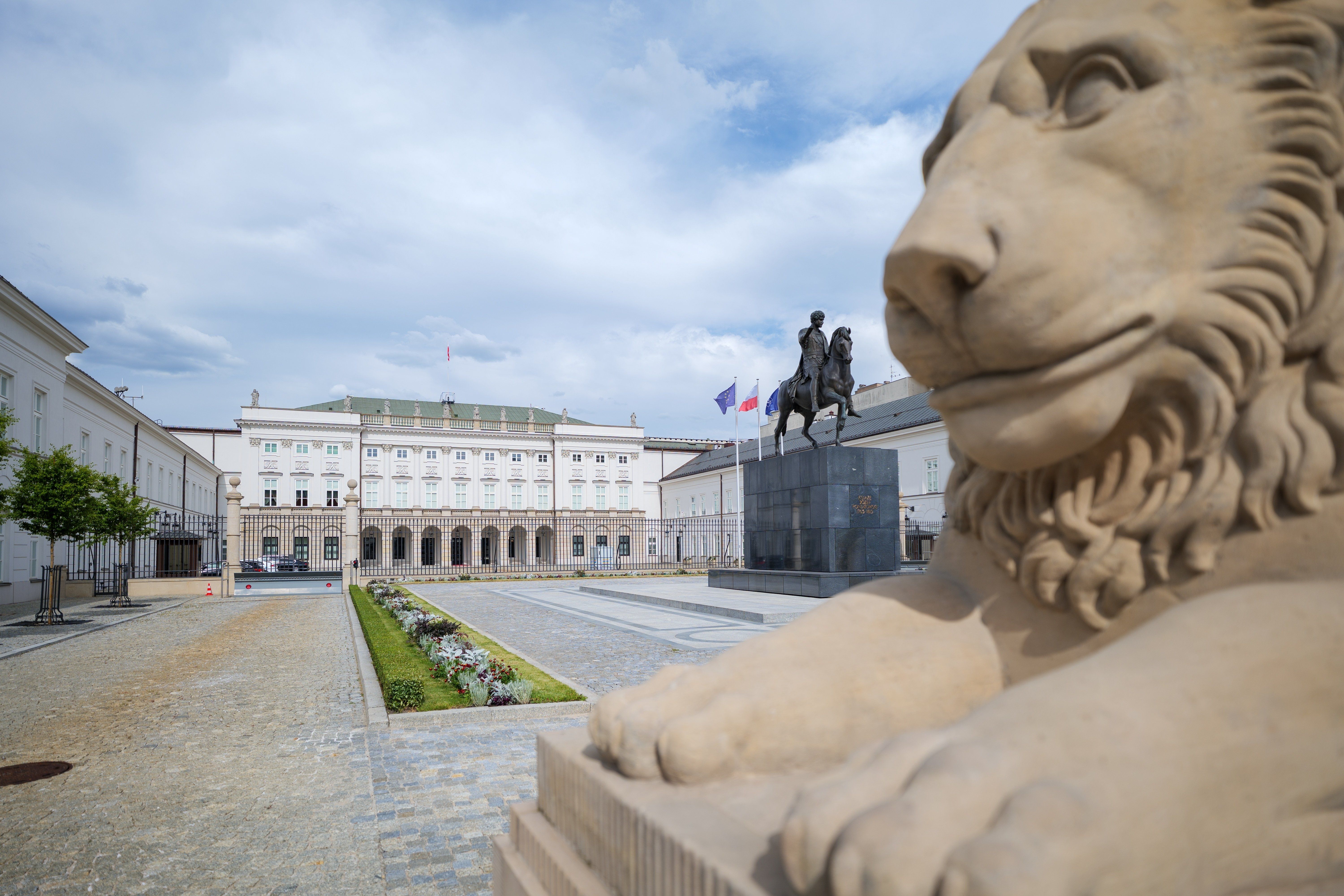 Warsaw,,Poland,-,July,04,,2025:,The,Presidential,Palace,In