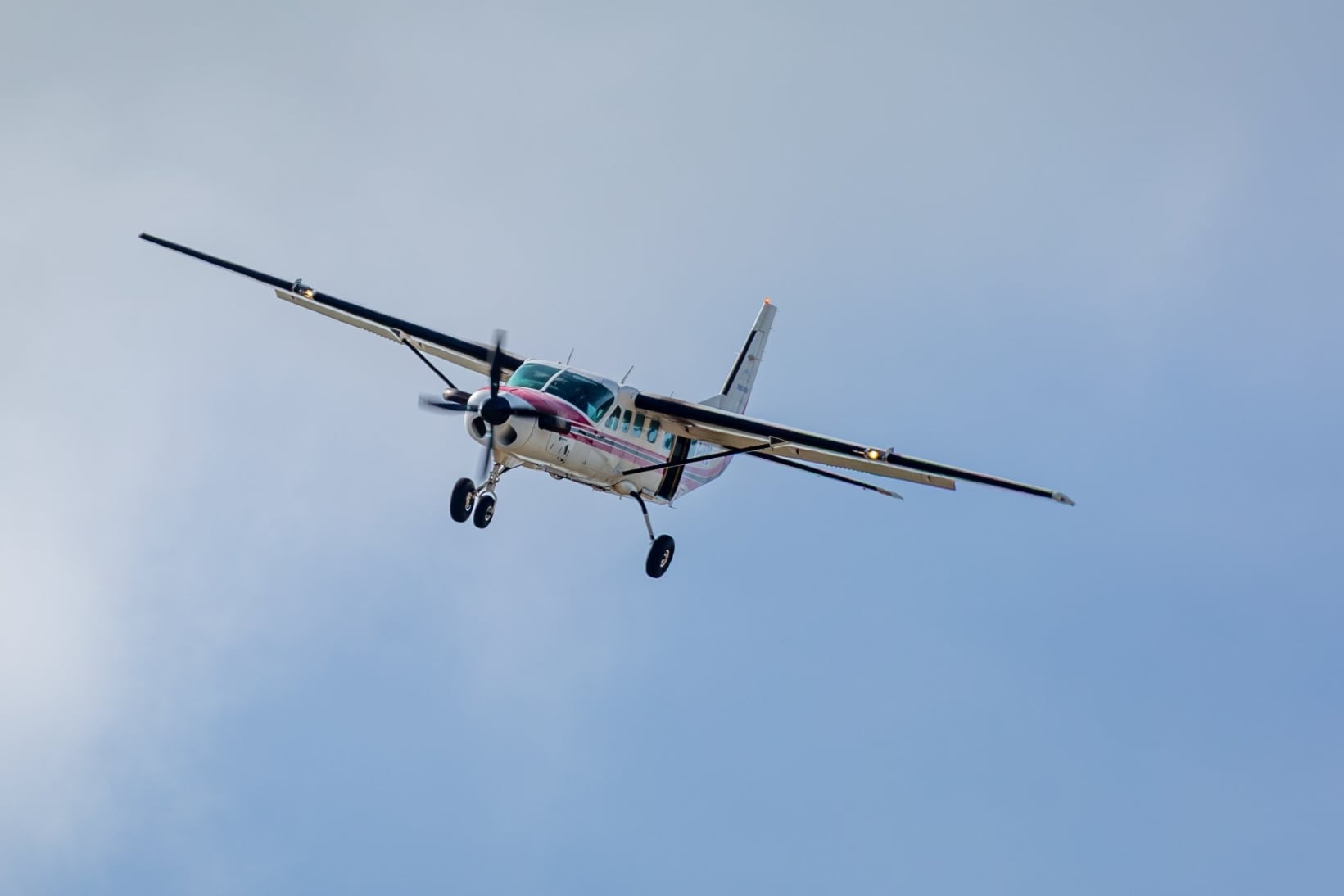 Aircraft,Coming,Into,Land,,Image,Shows,A,Light,Aircraft,Or