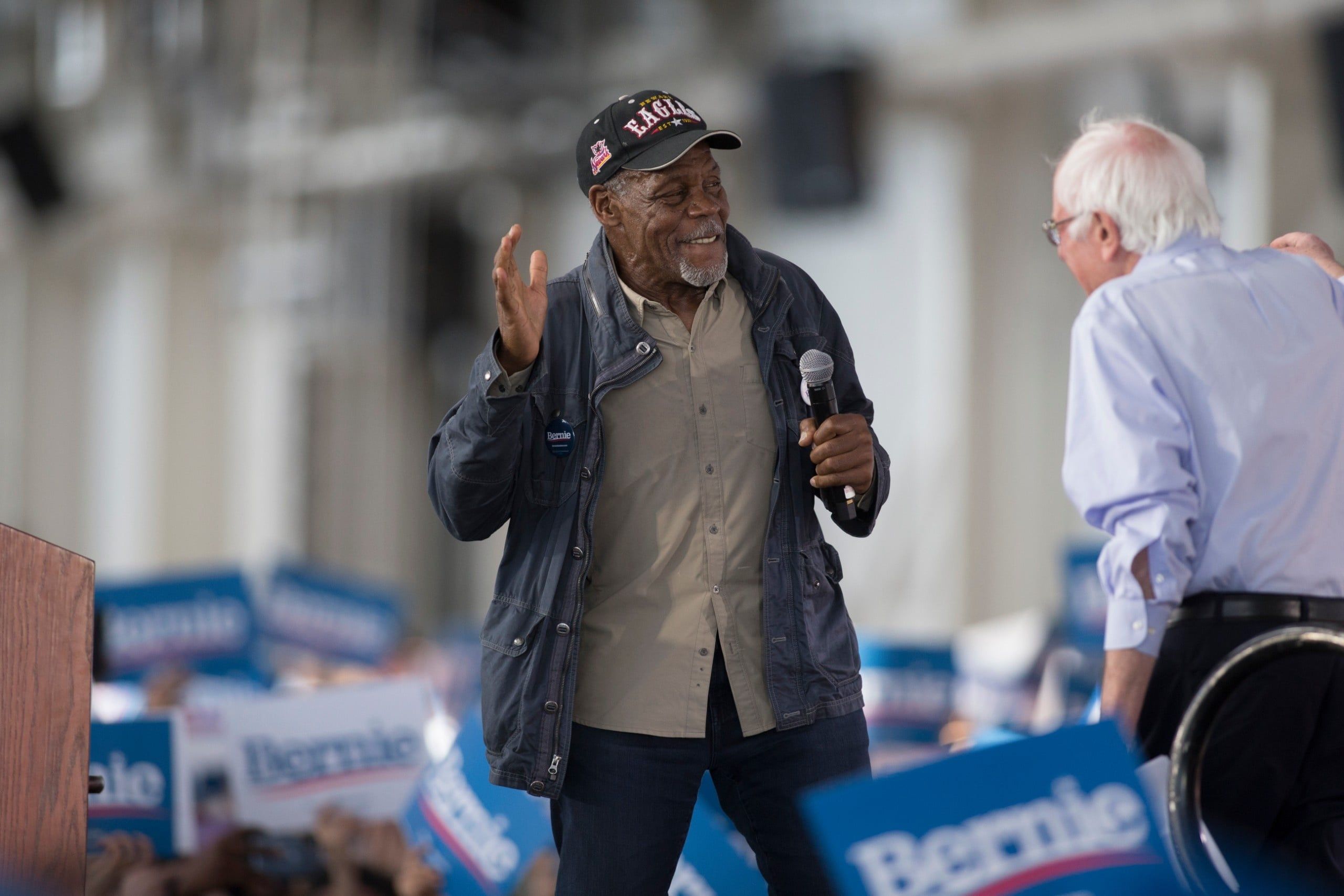 Danny Glover, Bernie Sanders