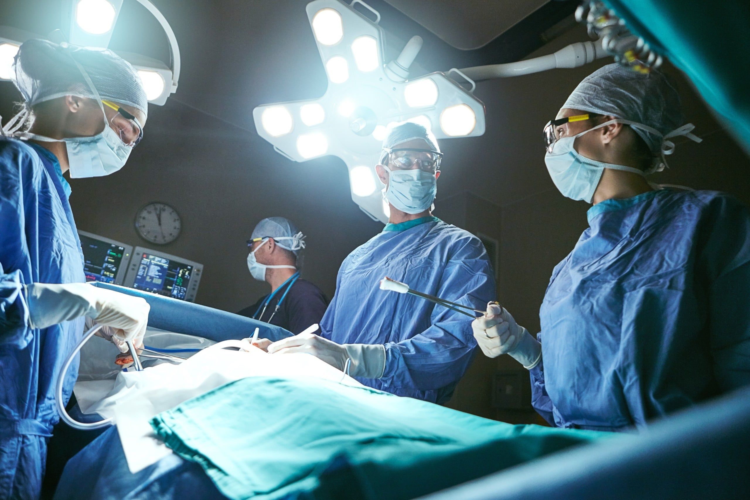 szpital, lekarz, lekarze, operacja