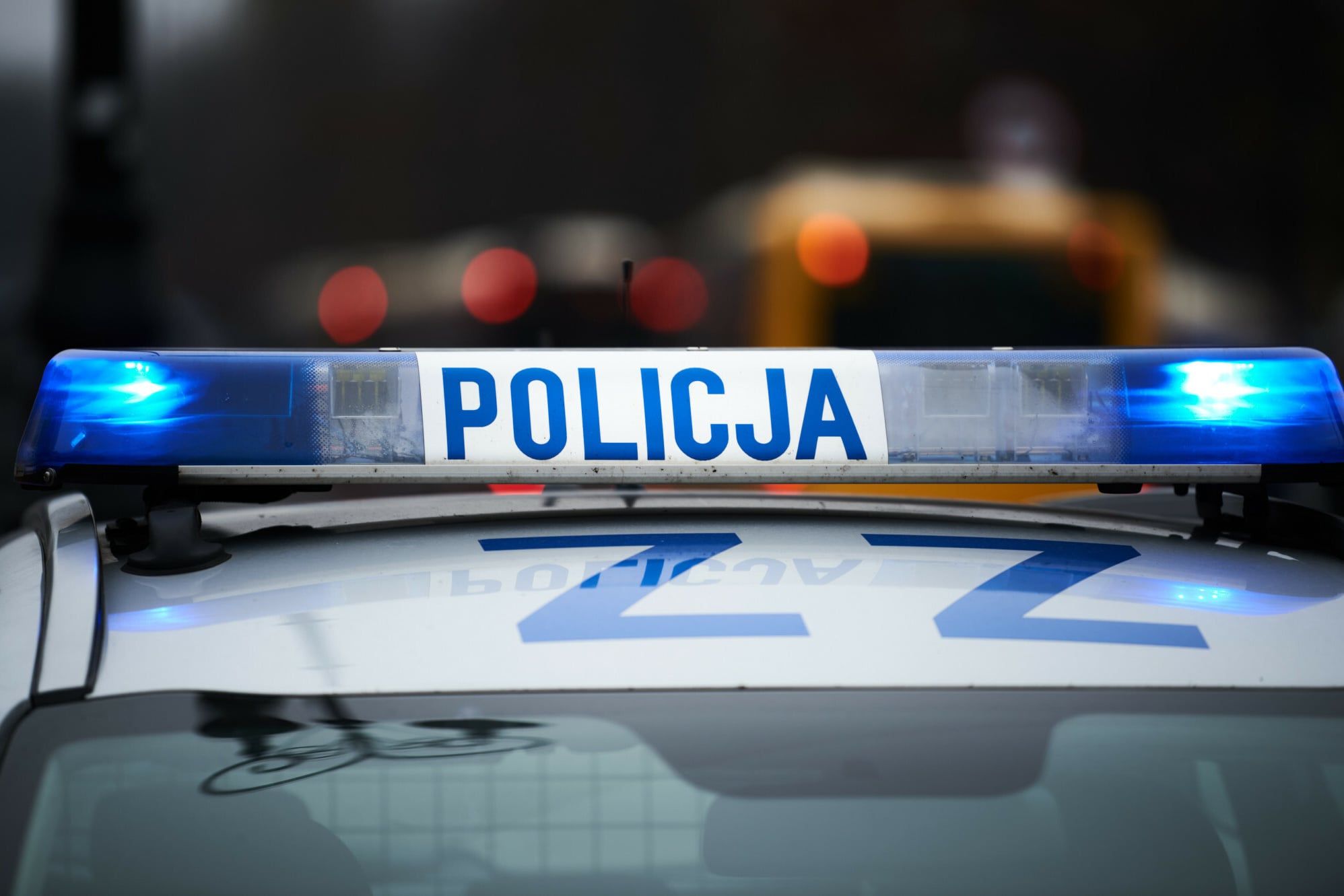 Krwawa interwencja w Trzciance. Napastnik ruszył z maczetą na policjantów