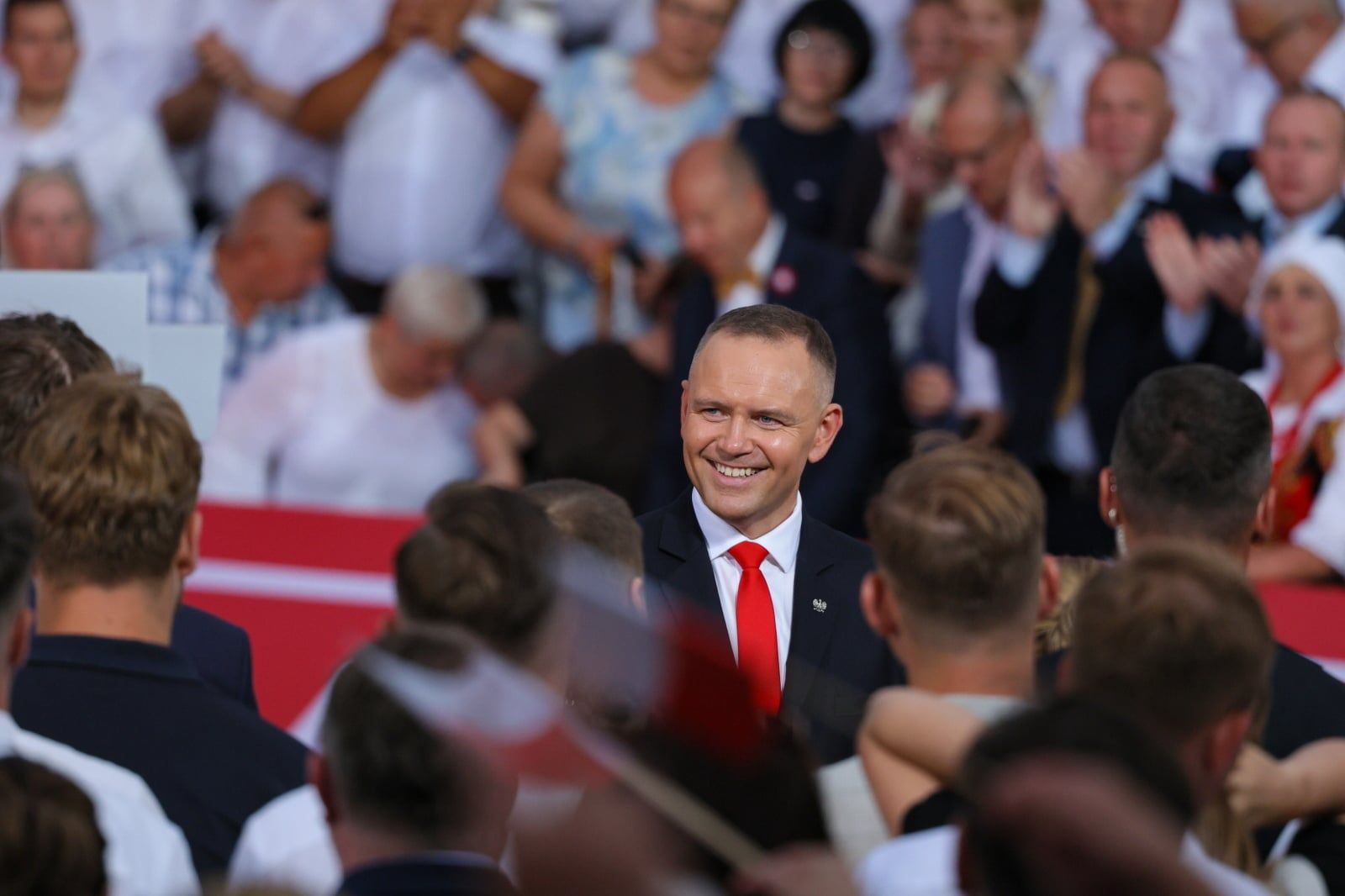 Sondaż: Polacy o pierwszym roku prezydentury Karola Nawrockiego