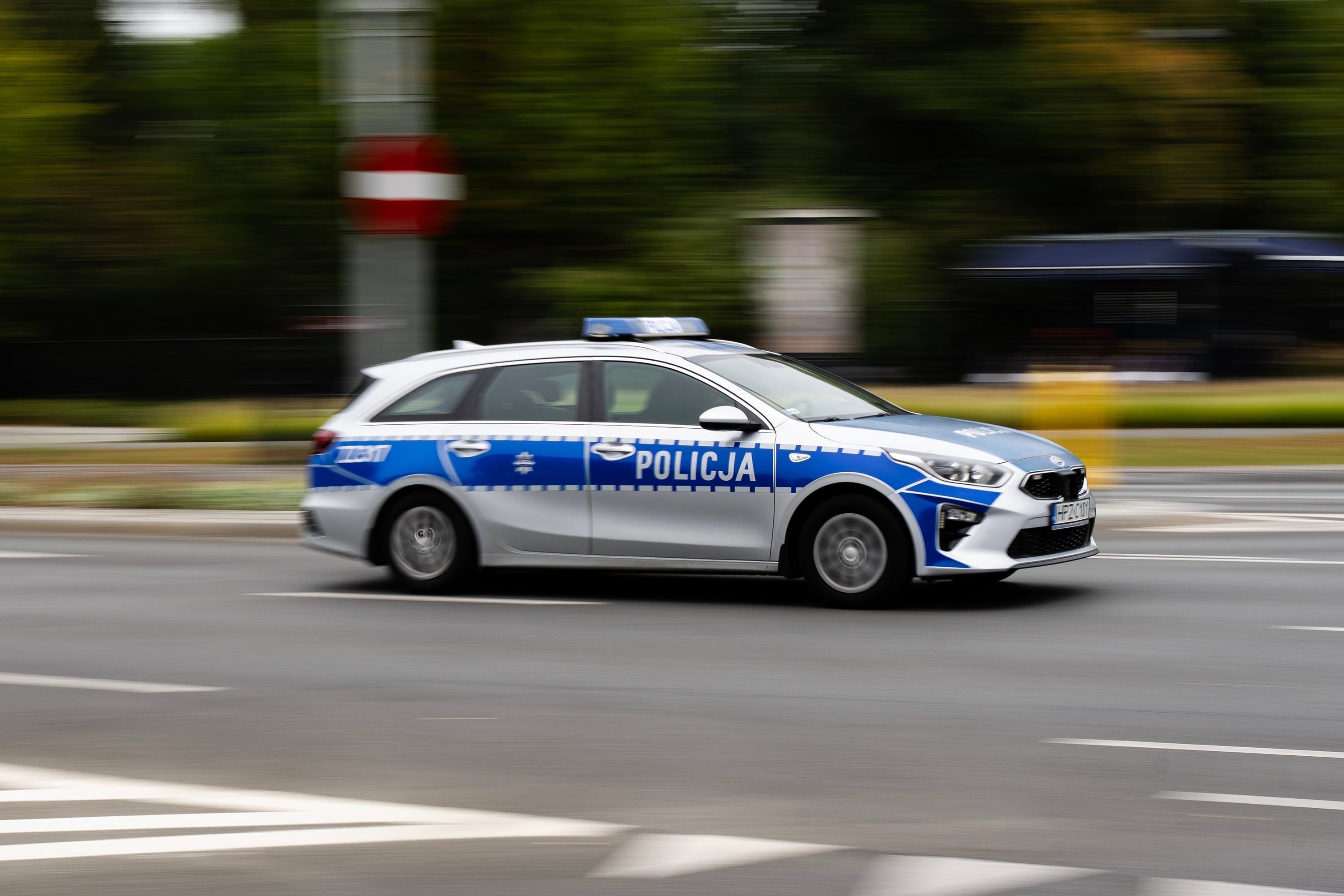 Radiowóz policji.