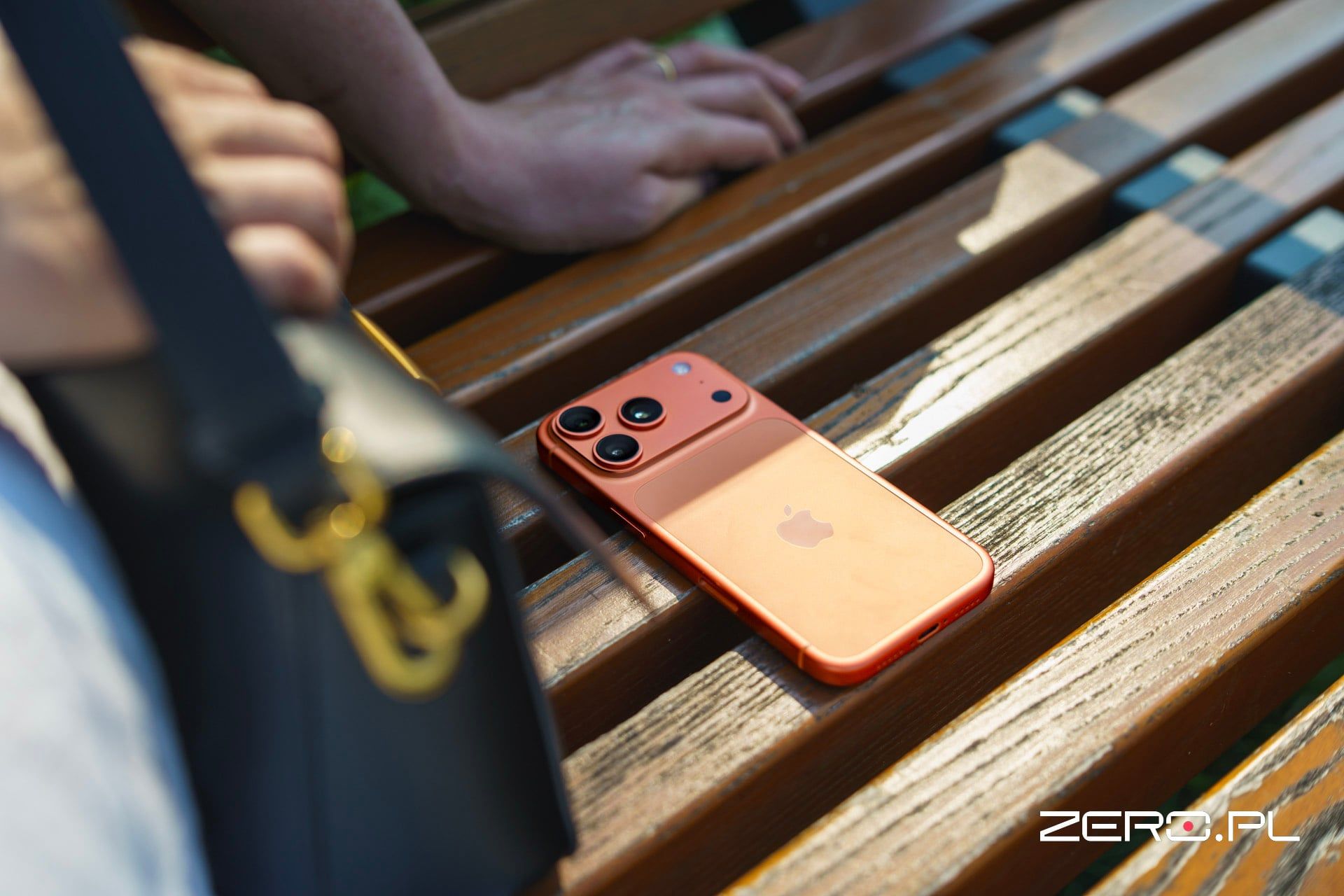 apple-iphone-17-pro-47
