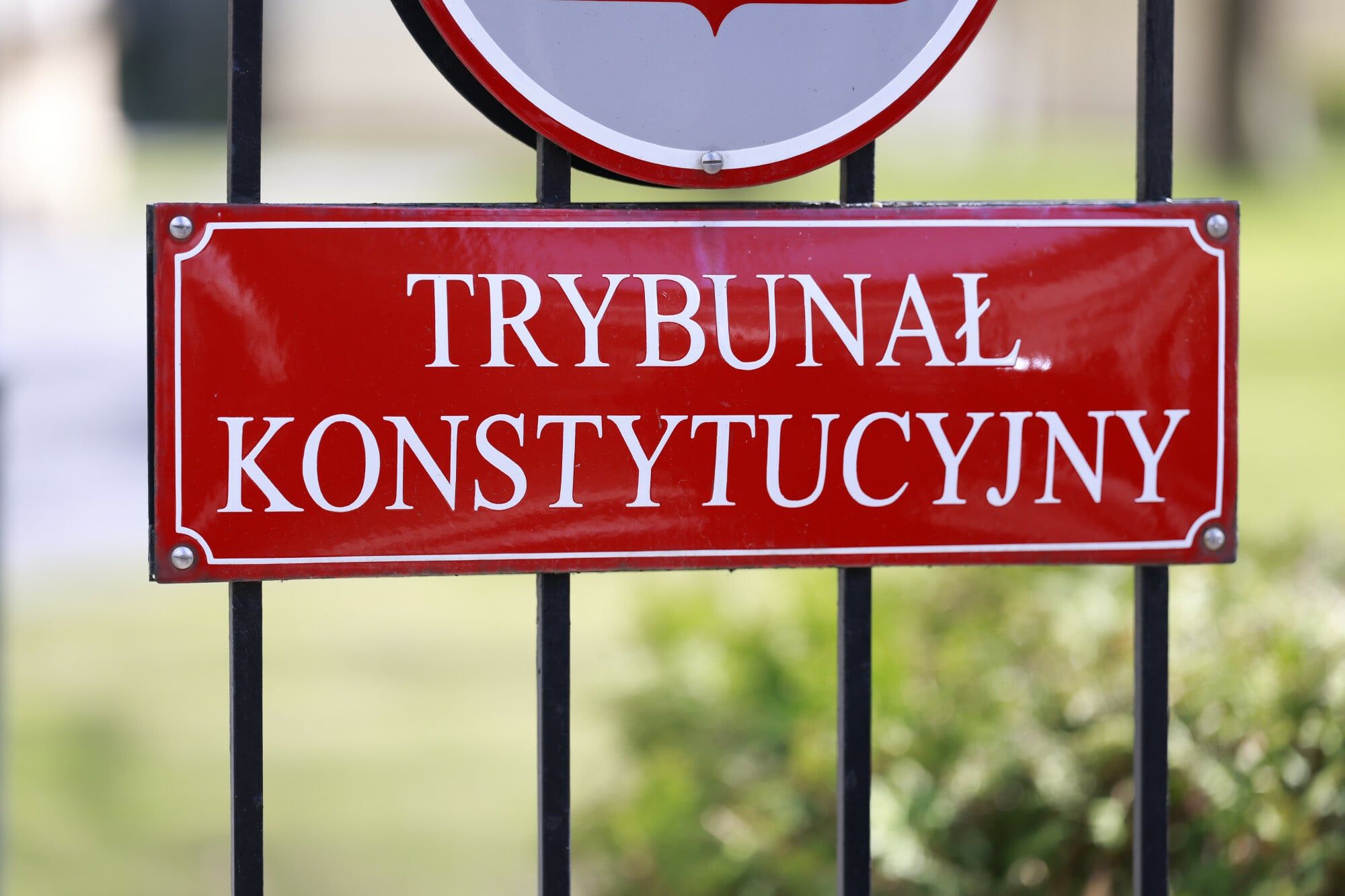Sytuacja po ?lubowaniu nowych s?dziów TK