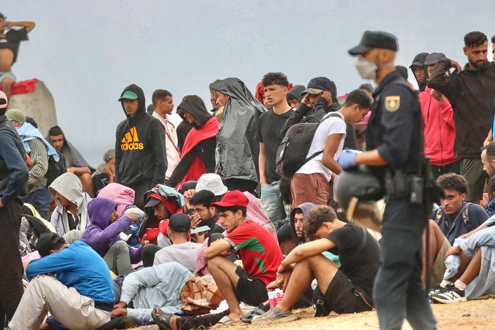 Ceuta clears migrant encampment from El Trampolín beach for second time