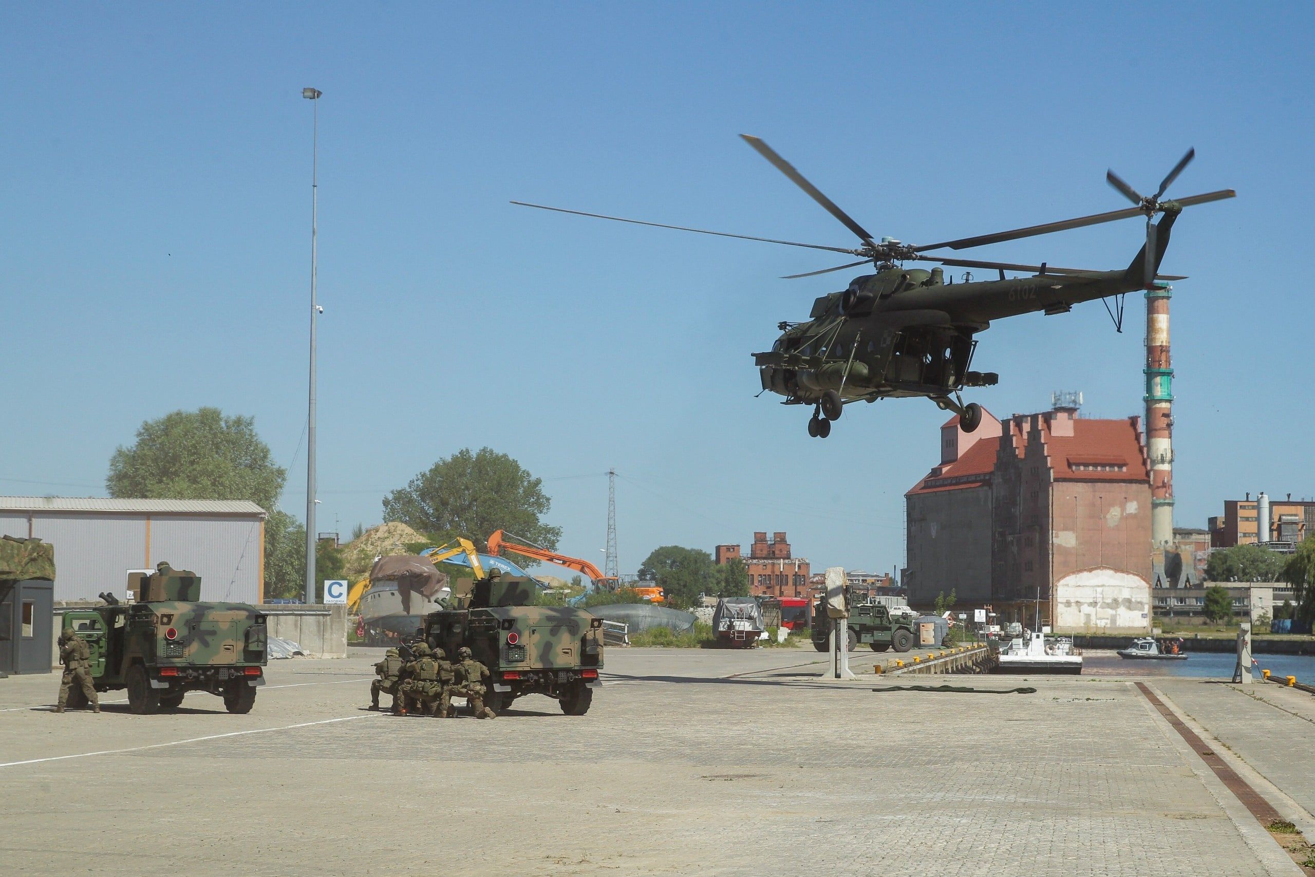 Mi-8MT