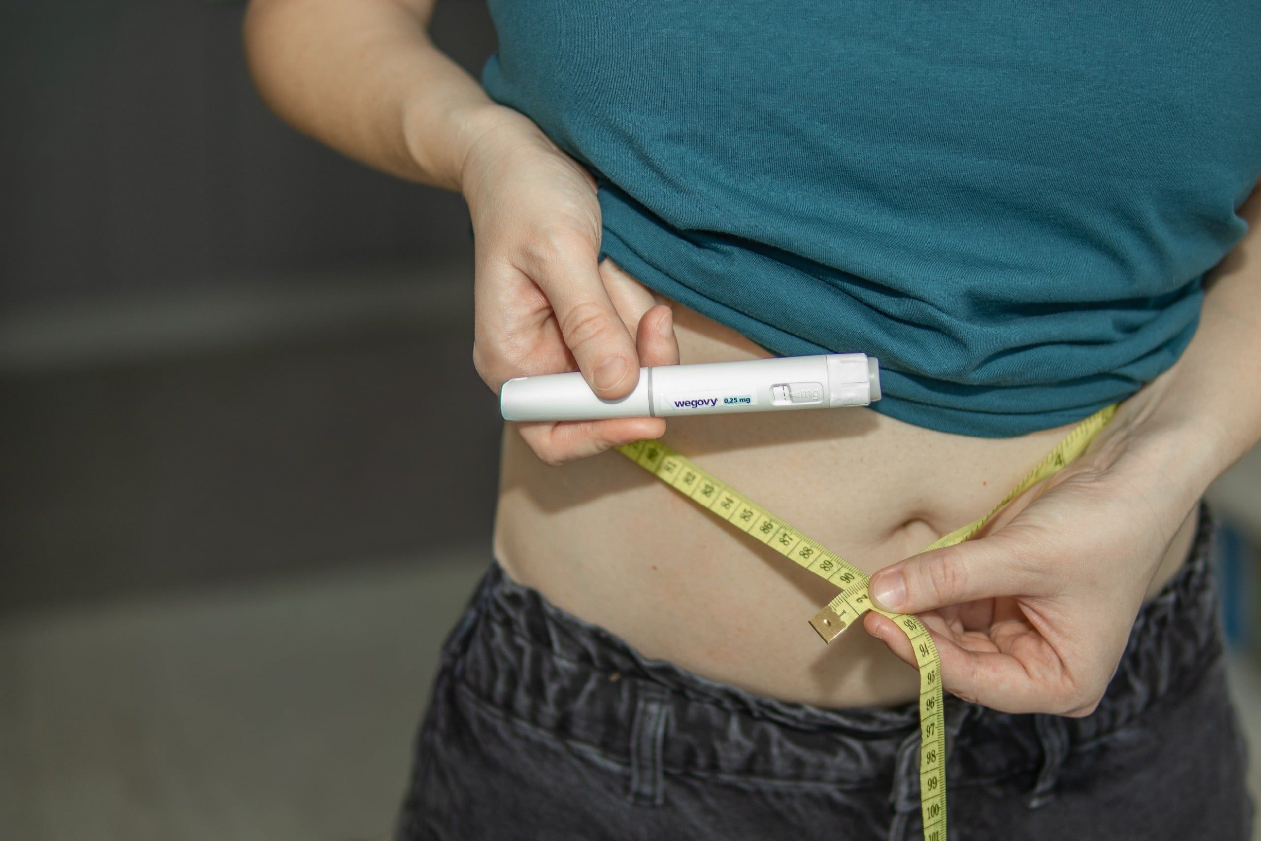 Wroclaw,,Poland.,January,5,,2026.,Close-up,Of,Person,Measuring,Waist