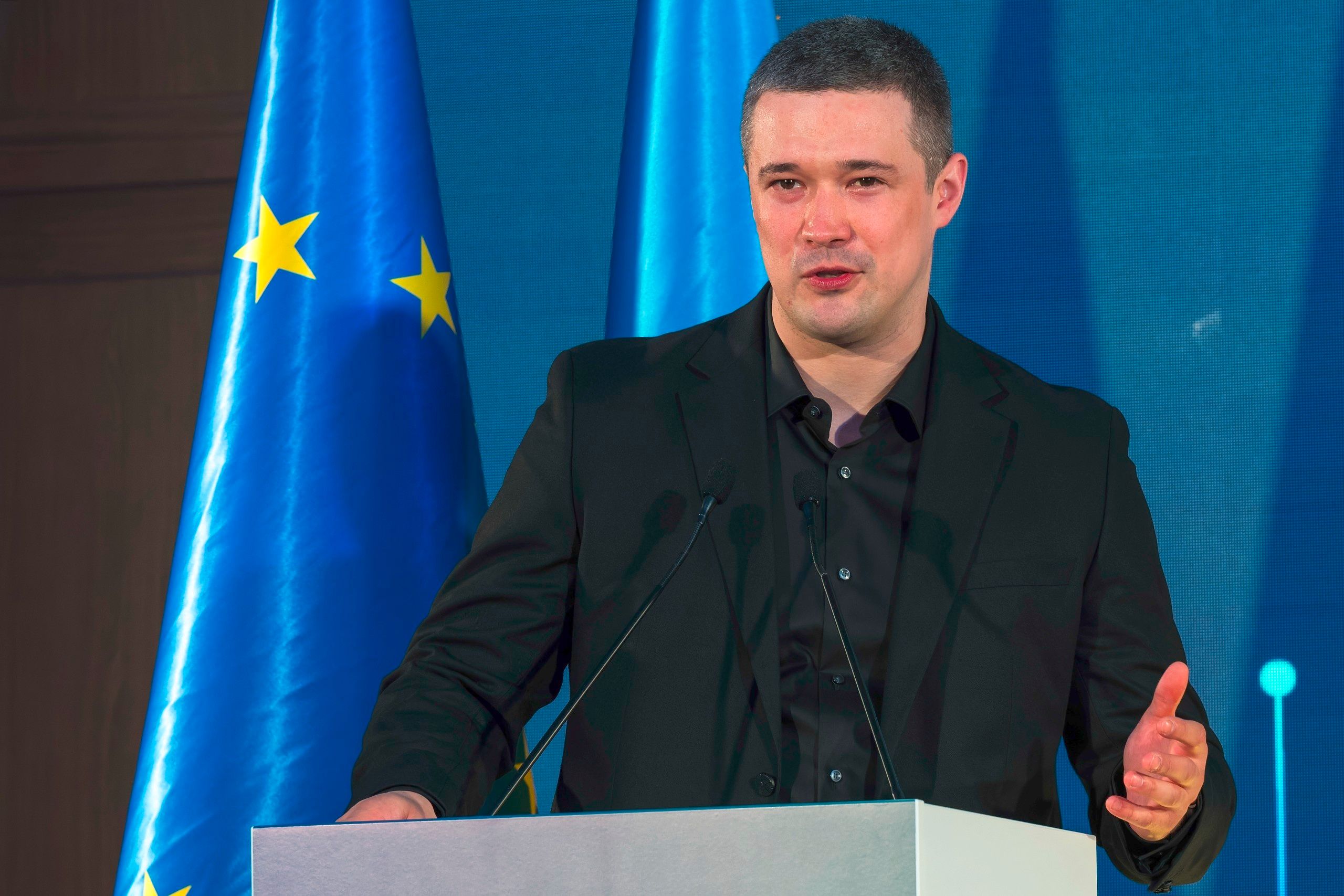 Zełenski go zwolnił. Teraz zakłada firmę i dogaduje się z Palantirem