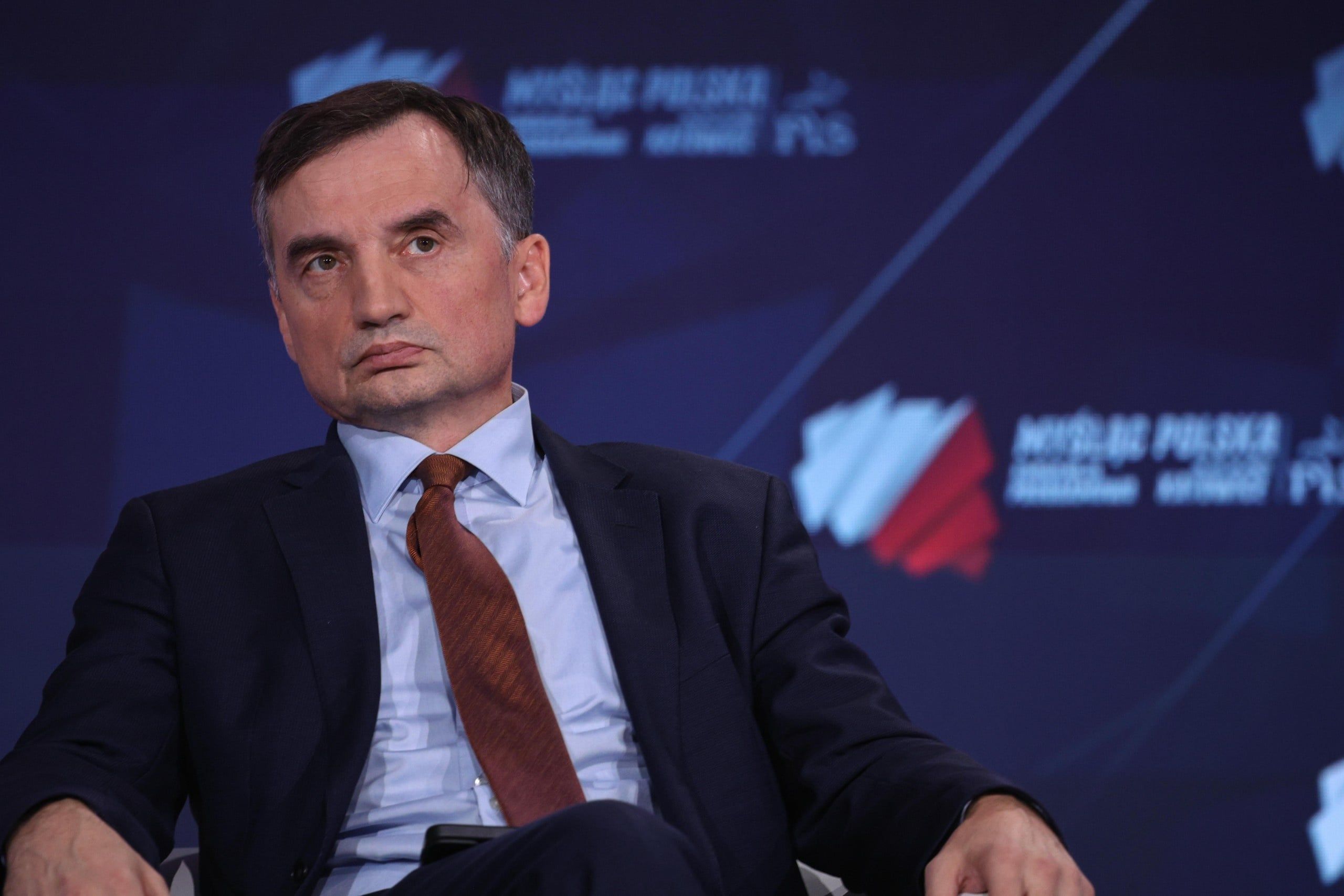 Afera Zondacrypto. Darowizna dla fundacji Zbigniewa Ziobry i rola Artura Chodzińskiego