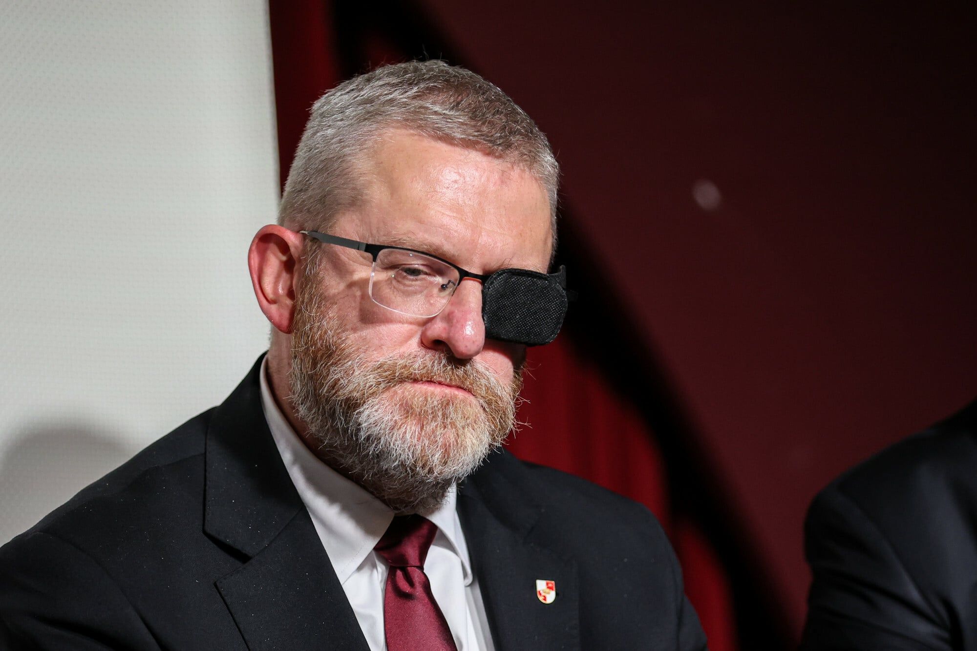 Mówił, że nie było Holokaustu. PE uchylił immunitet Brauna