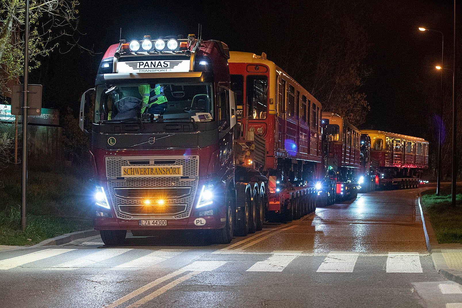 Korupcja w Ukrainie. Śledztwo ws. transportu wagonów metra z Warszawy