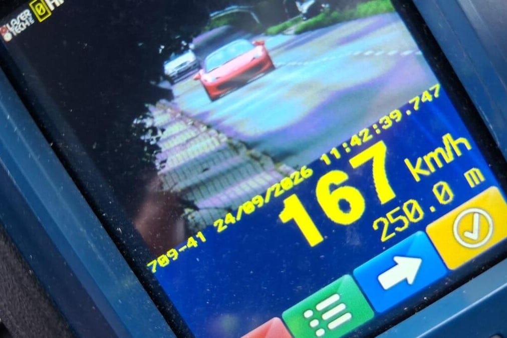 Niemiec stracił prawo jazdy. Pędził Ferrari 167 km/h