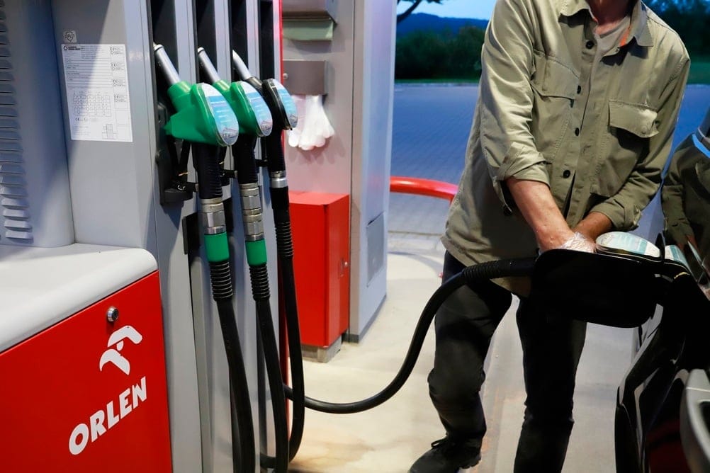 Nowy,Targ,,Poland,-,June,08,,2026:,A,Man,Refuelling