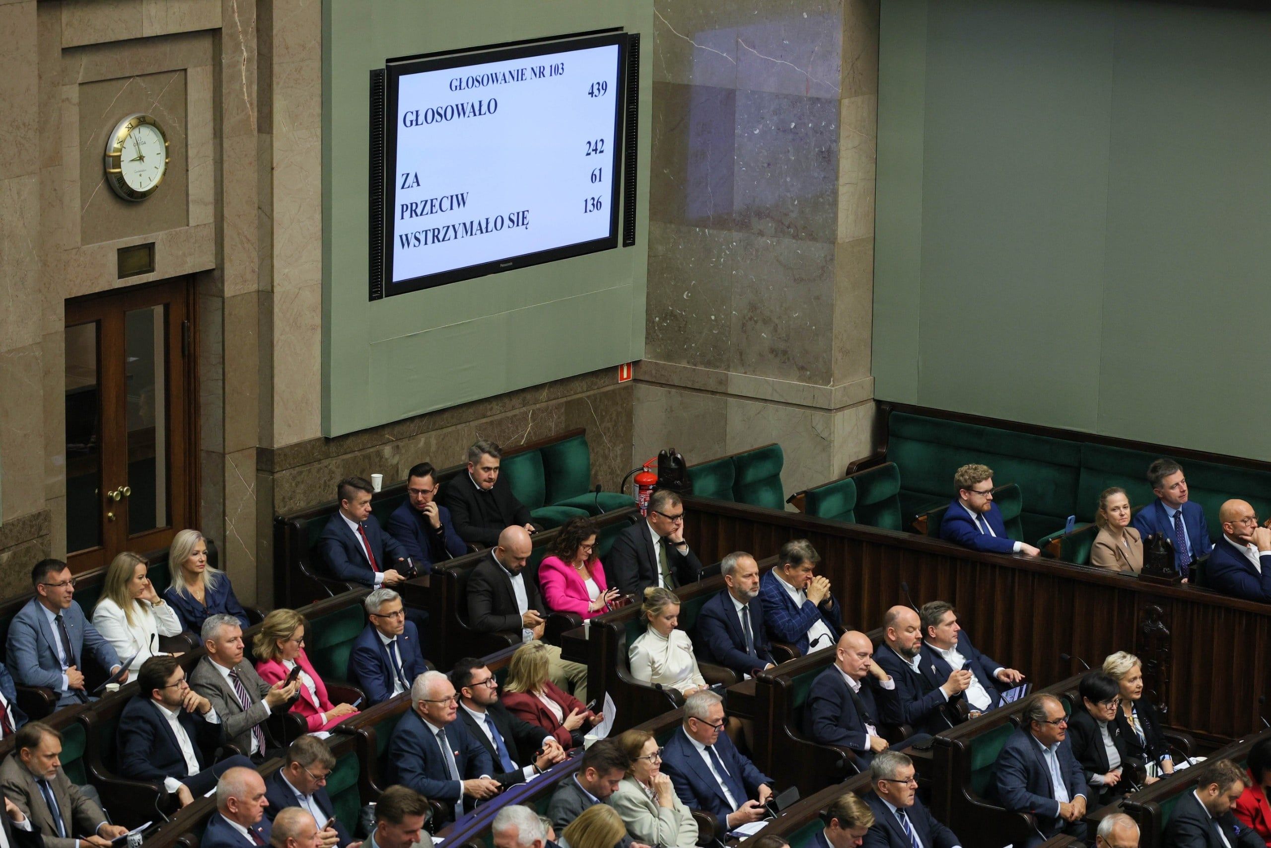 Sejm uchwalił nowelizację ustawy o świadczeniu usług drogą elektroniczną, która pozwoli szybko blokować nielegalne treści w sieci.