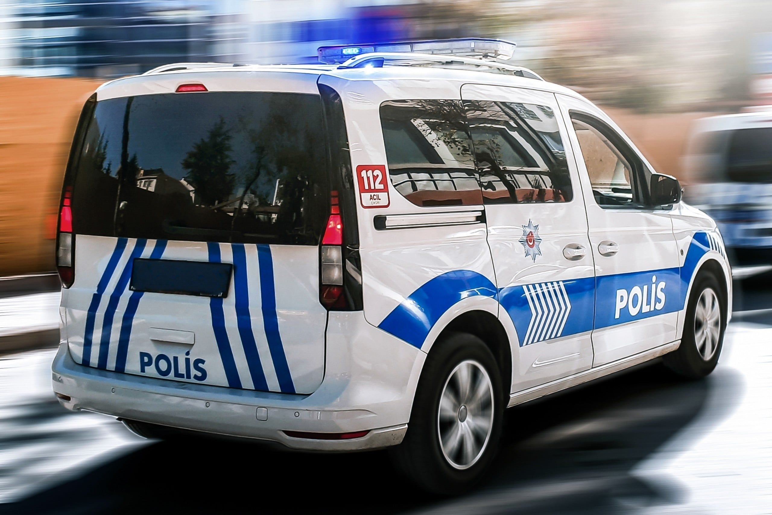 Turkish,Police,Car,Quickly,Goes,To,The,Scene,By,Turning