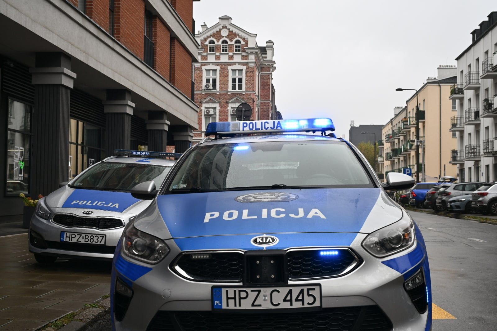 Atak nożem w Warszawie: zarzuty i areszt dla 21-latki