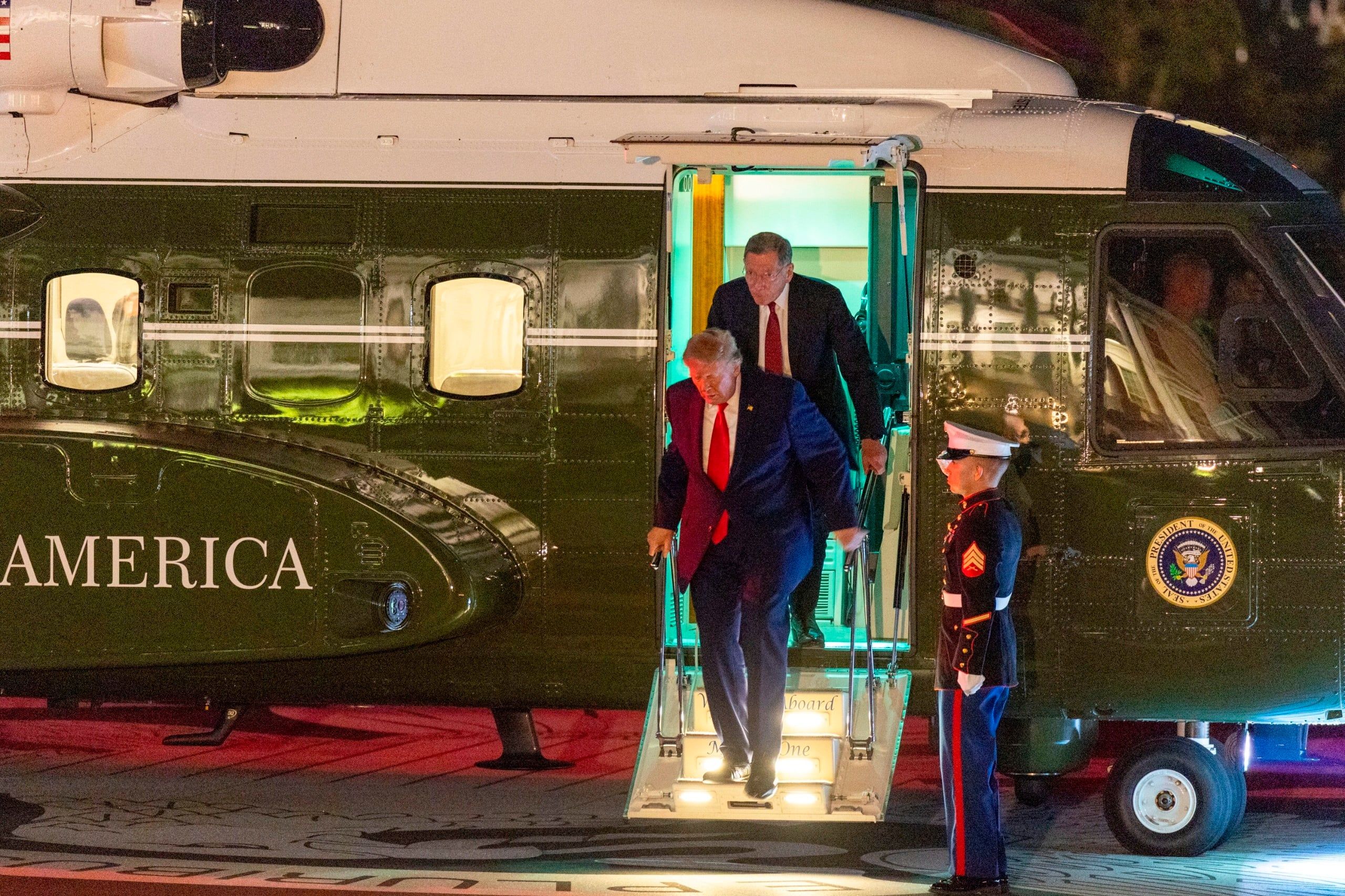 US President Donald J. Trump returns to the White House