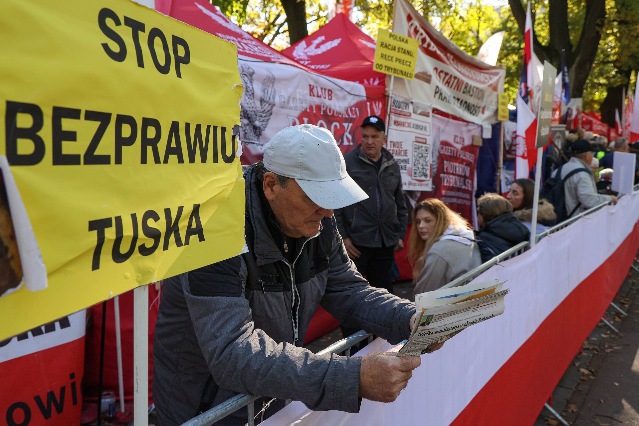 protest przed Trybunałem Konstytucyjnym