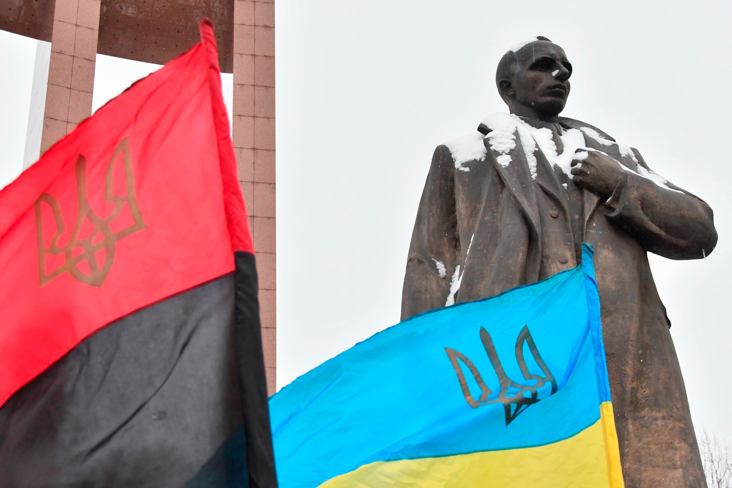 People mark the 117th birthday of Stepan Bandera in Lviv