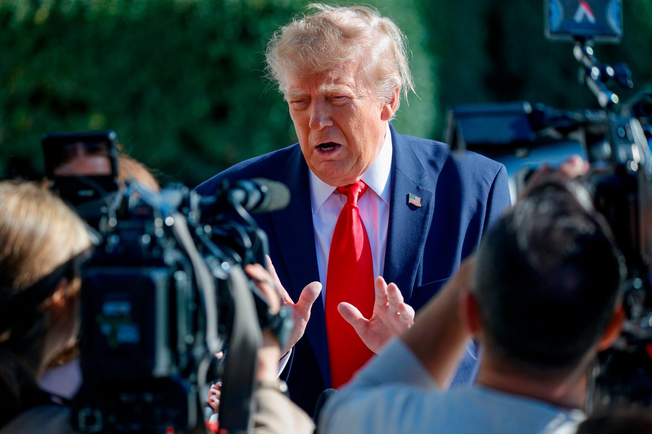 US President Trump departs White House for Florida campaign rally