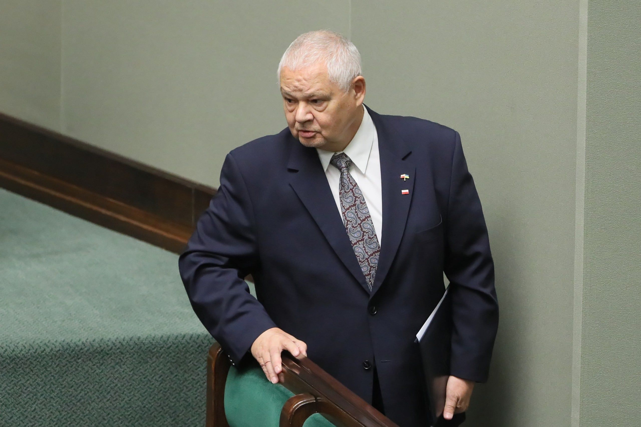 Adam Glapiński przejął nadzór nad departamentami od kończącego kadencję wiceprezesa Adama Lipińskiego