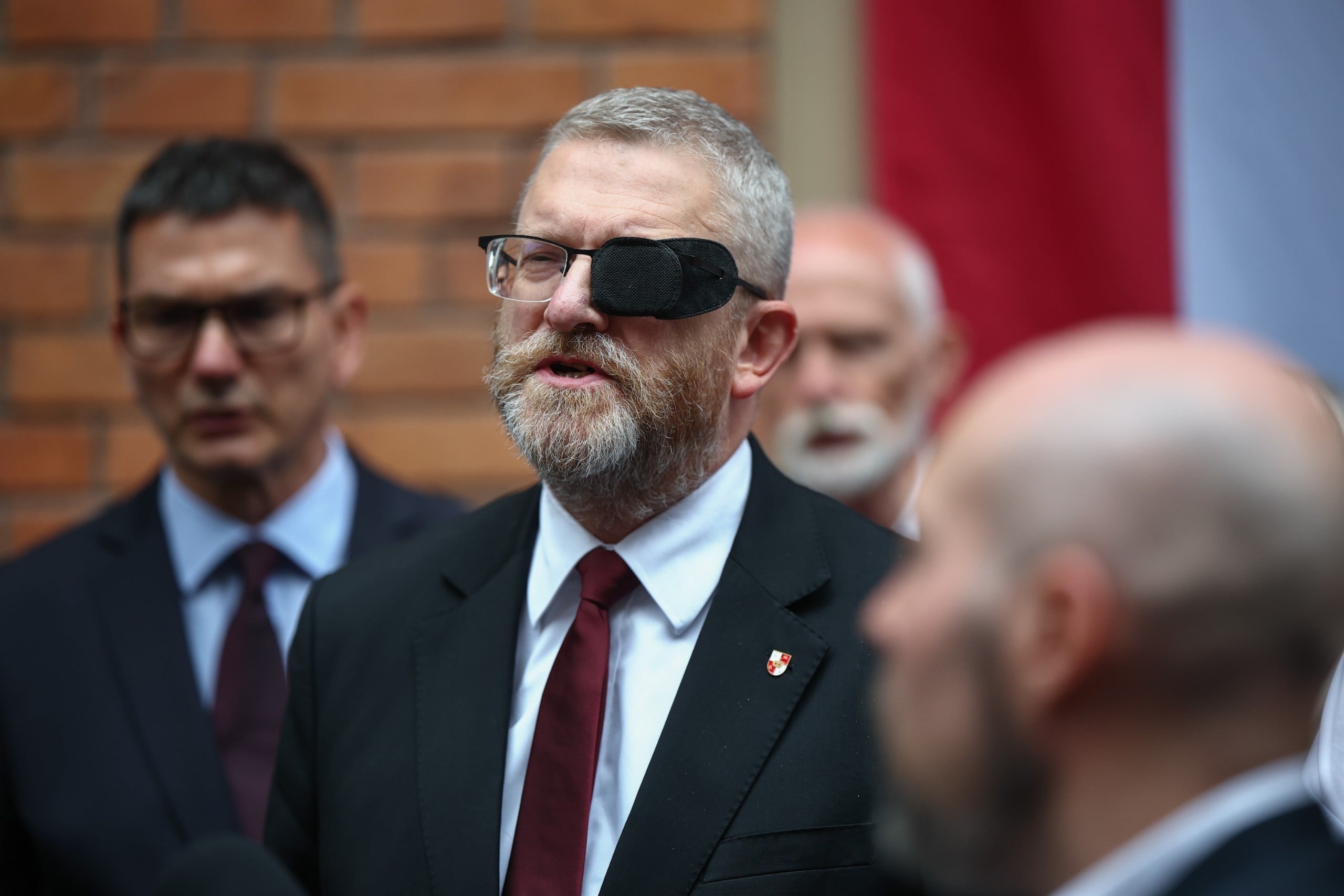 Spór o udział ludzi Brauna w RBN. Czarzasty napisał do Nawrockiego