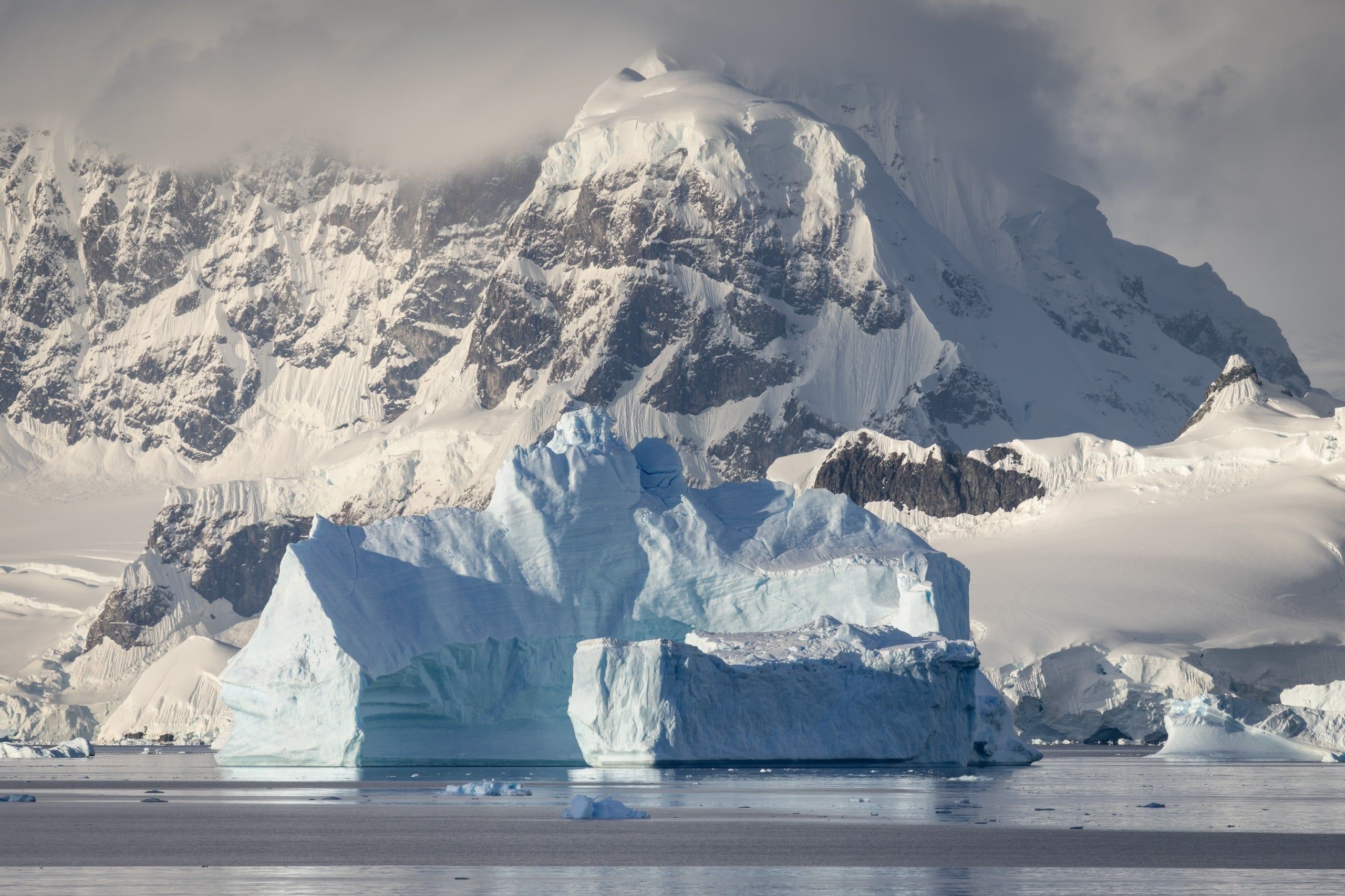 Iceberg,Sitting,In,Wilhelmina,Bay,In,The,Antarctic,Peninsular.,The