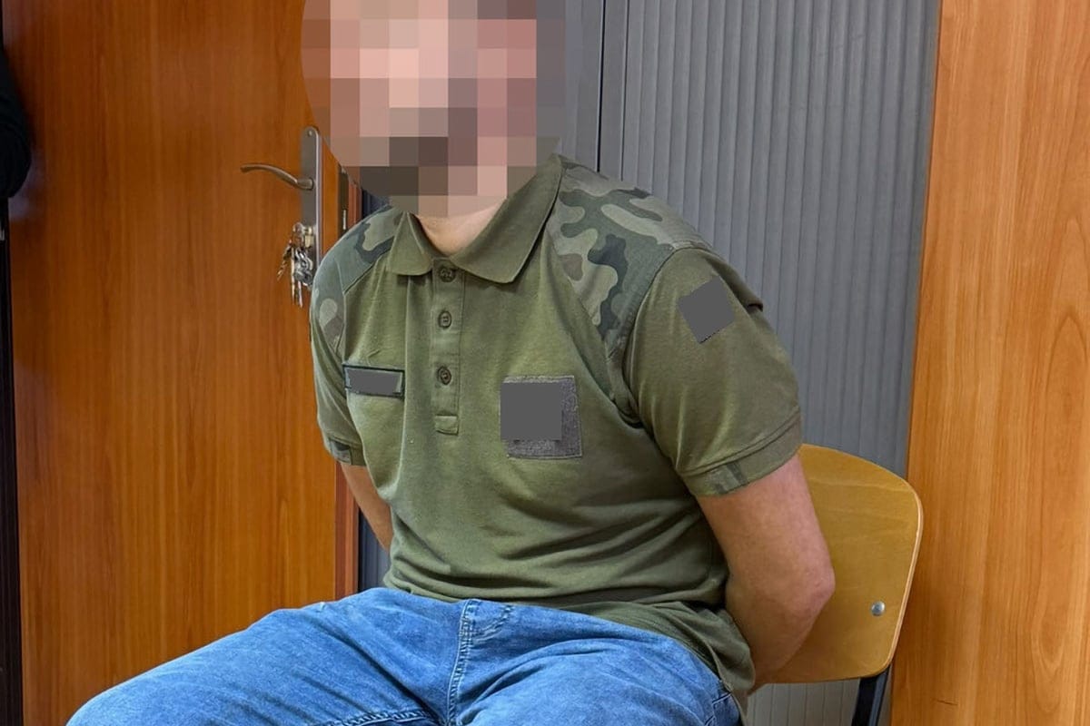 Atak nożownika w autobusie. Warszawska policja ujęła 30-letniego podejrzanego