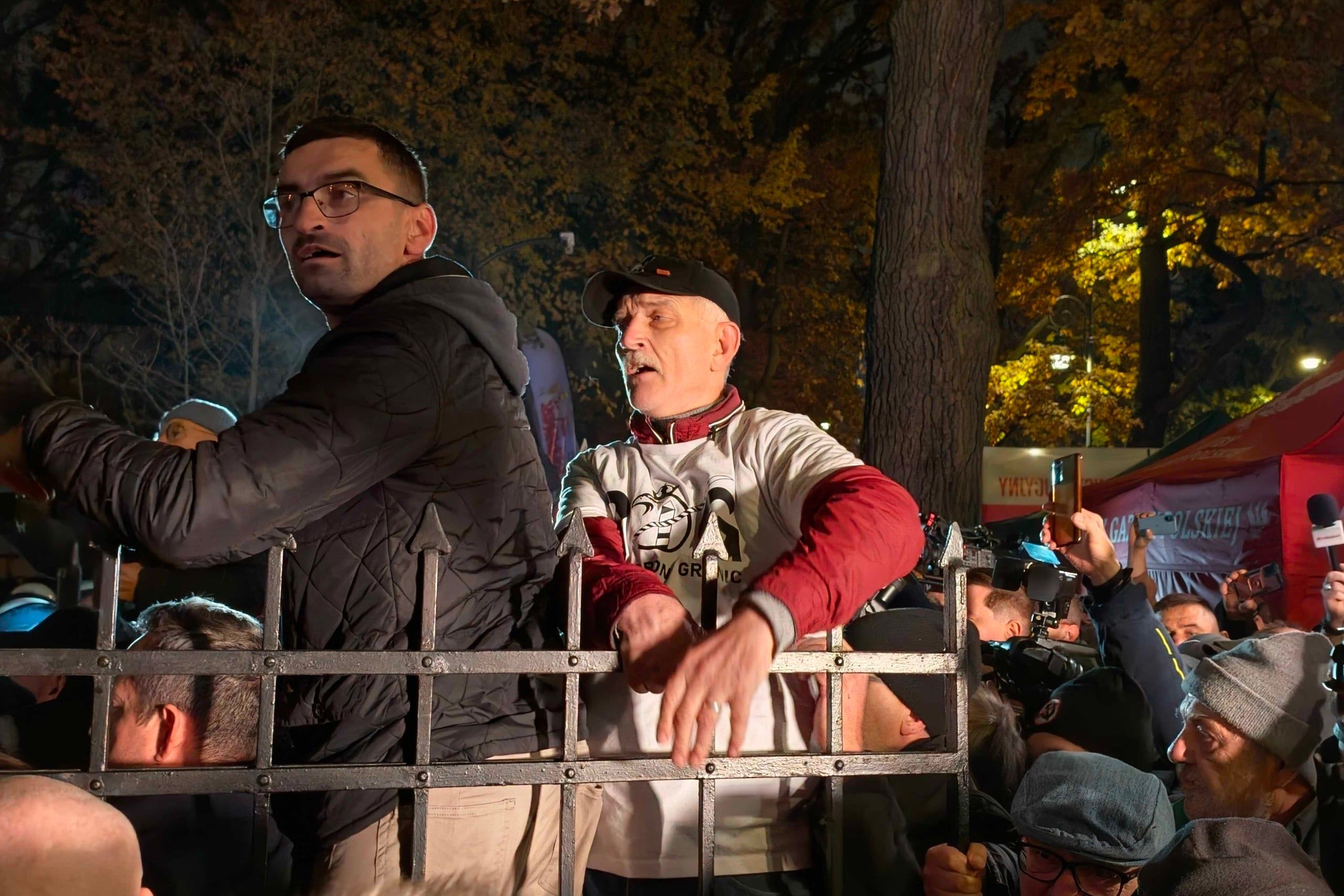 Spór wokół TK. Konstytucjonalistka Joanna Juchniewicz ostrzega przed niebezpieczną eskalacją