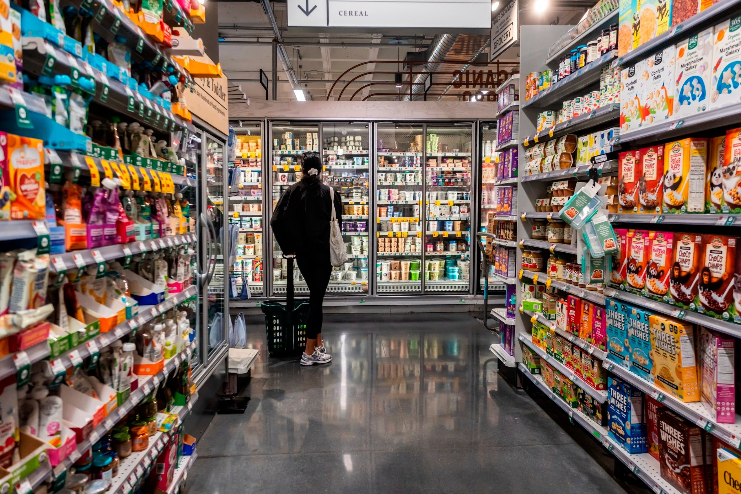 New,York,Ny,Usa-october,5,,2026,Shopping,In,A,Supermarket