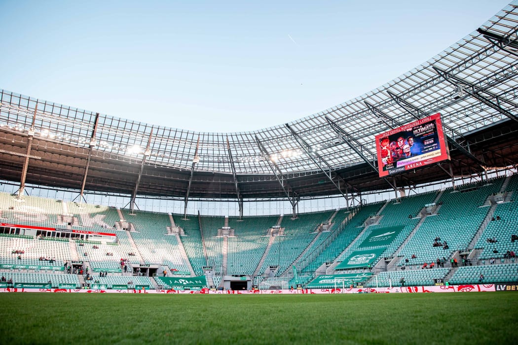 Stypa przy dźwiękach saksofonu. Śląsk wygrał dzięki bierności PZPN
