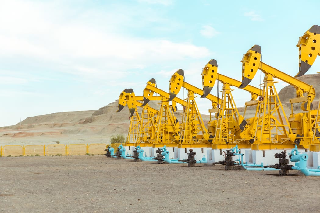 Ceny ropy cechuje duża zmienność, rano w czwartek na rynkach znów widać wzrosty