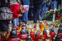 Jedna wiadomość, trzy wspomnienia. Jak zapamiętaliśmy 10 kwietnia 2010 r.